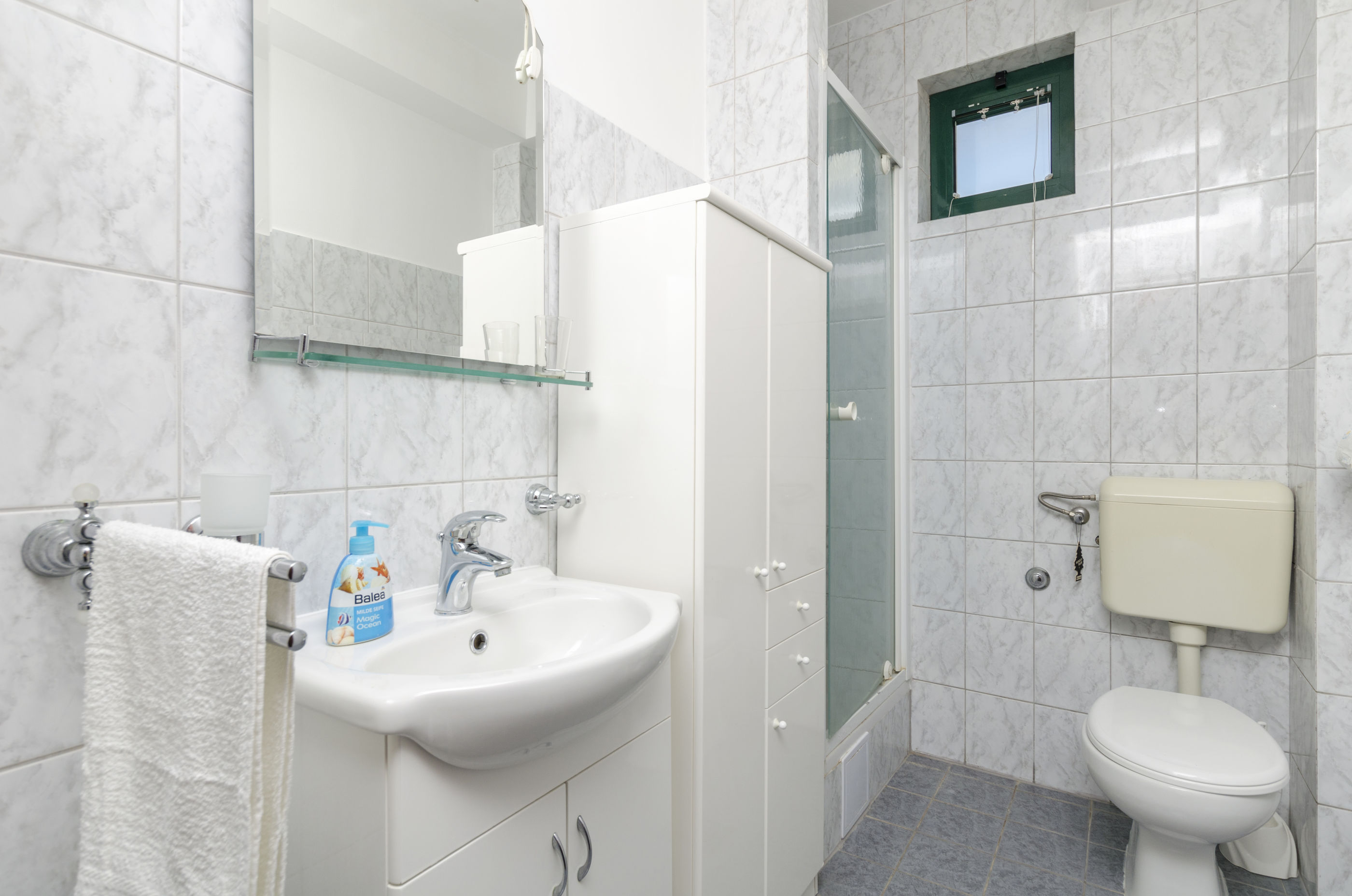 Apartments Mirko 40967-A2