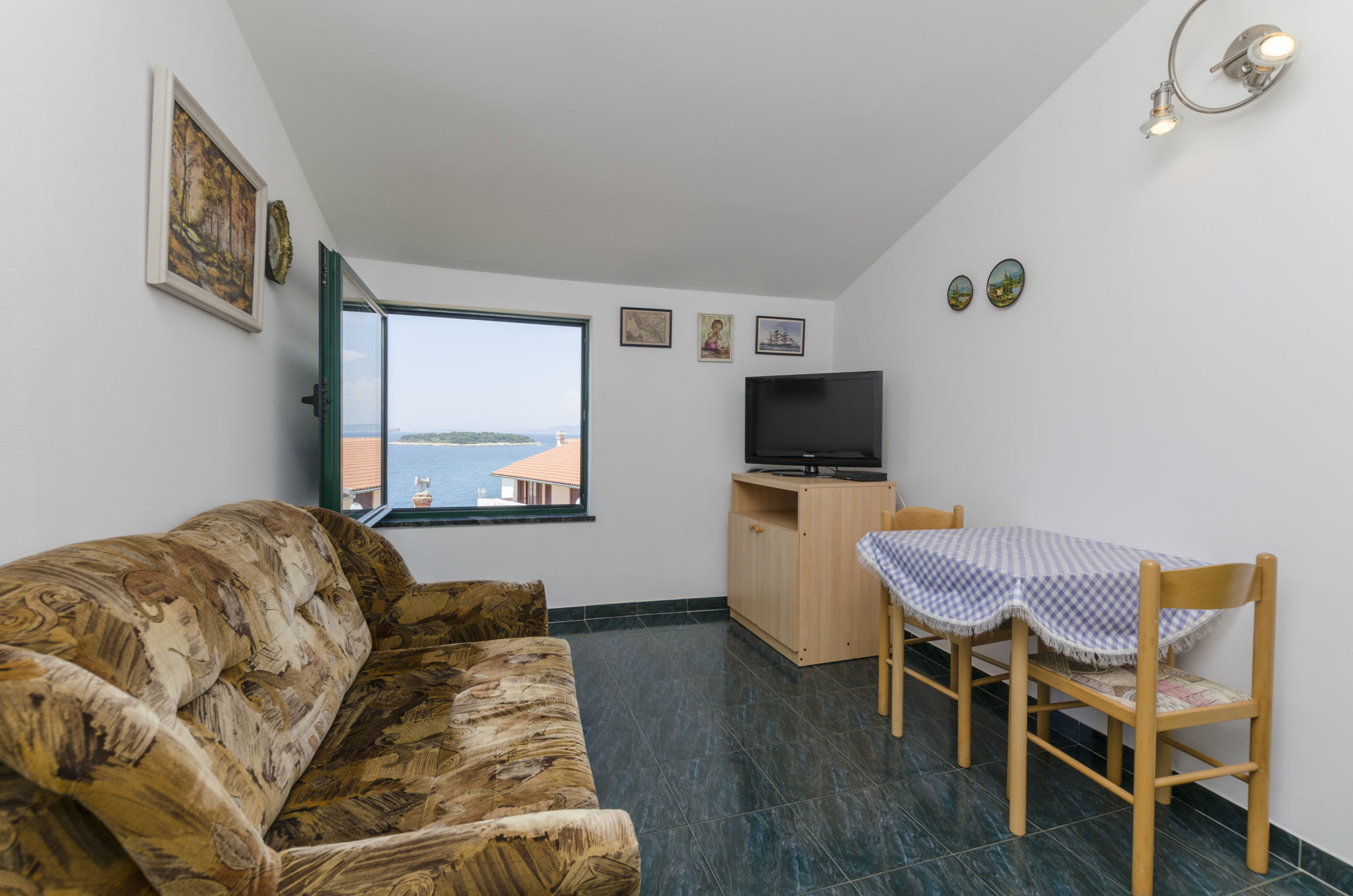 Apartments Mirko 40967-A3