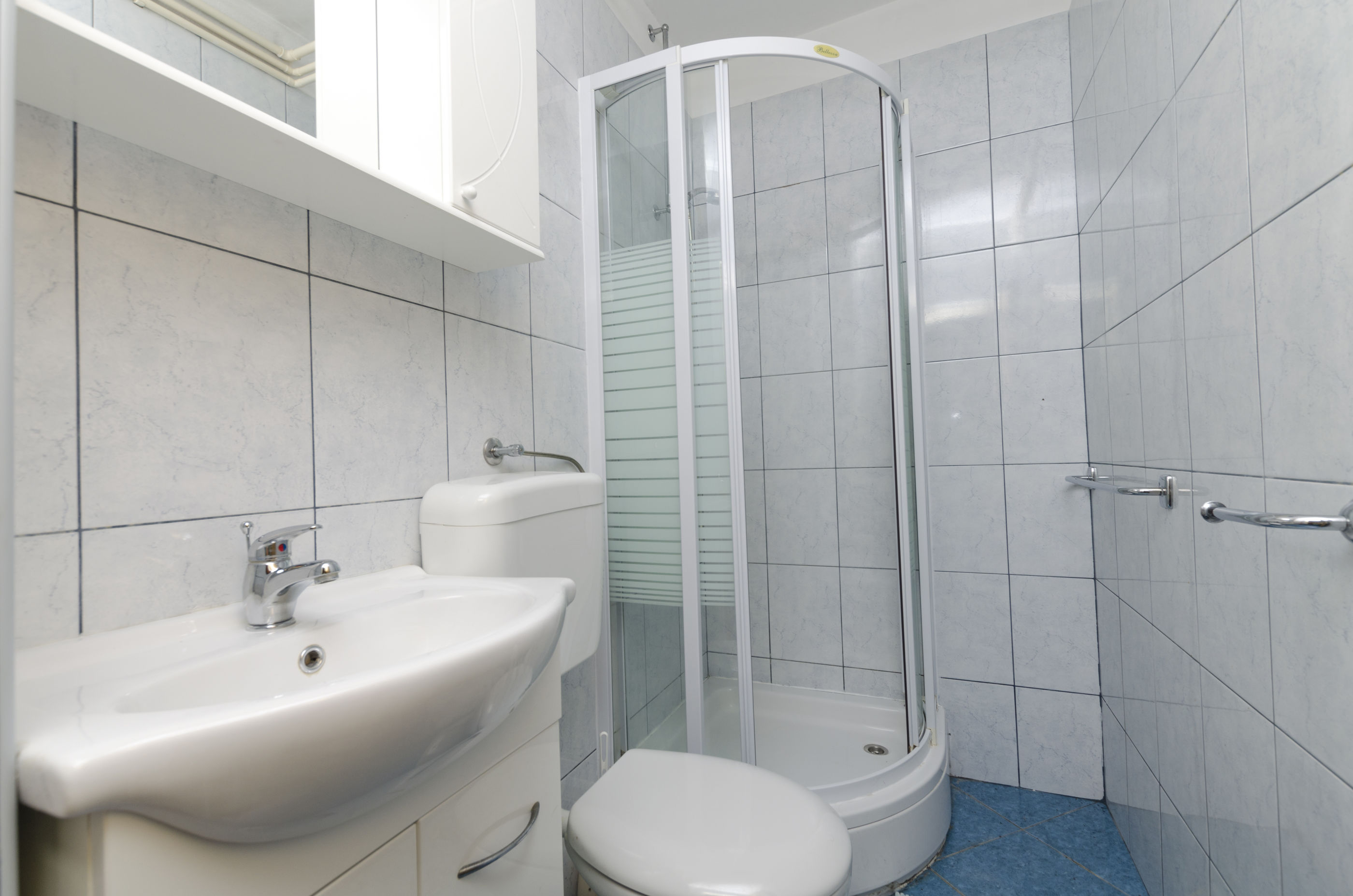 Apartments and Room Mate-Mare 45897-S1