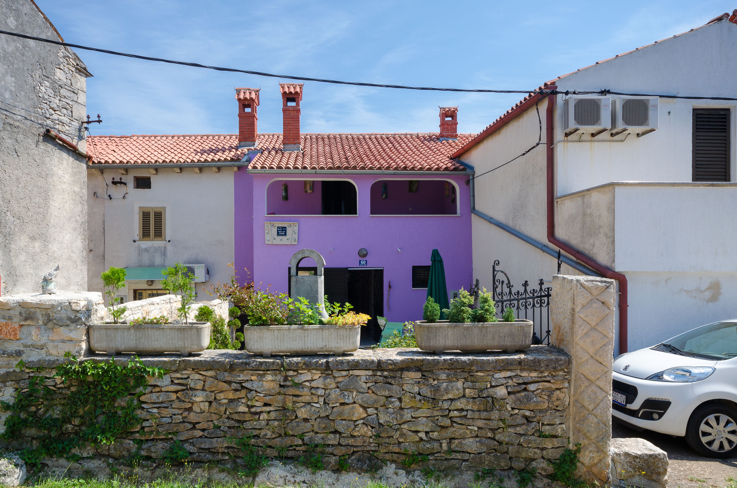House Rita 71661-K1