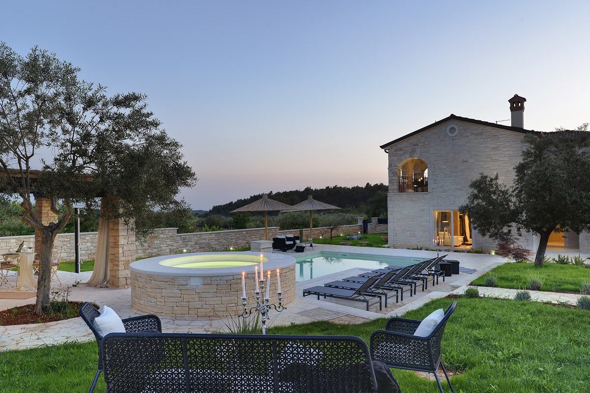 Villa Paradiso 73936-K1