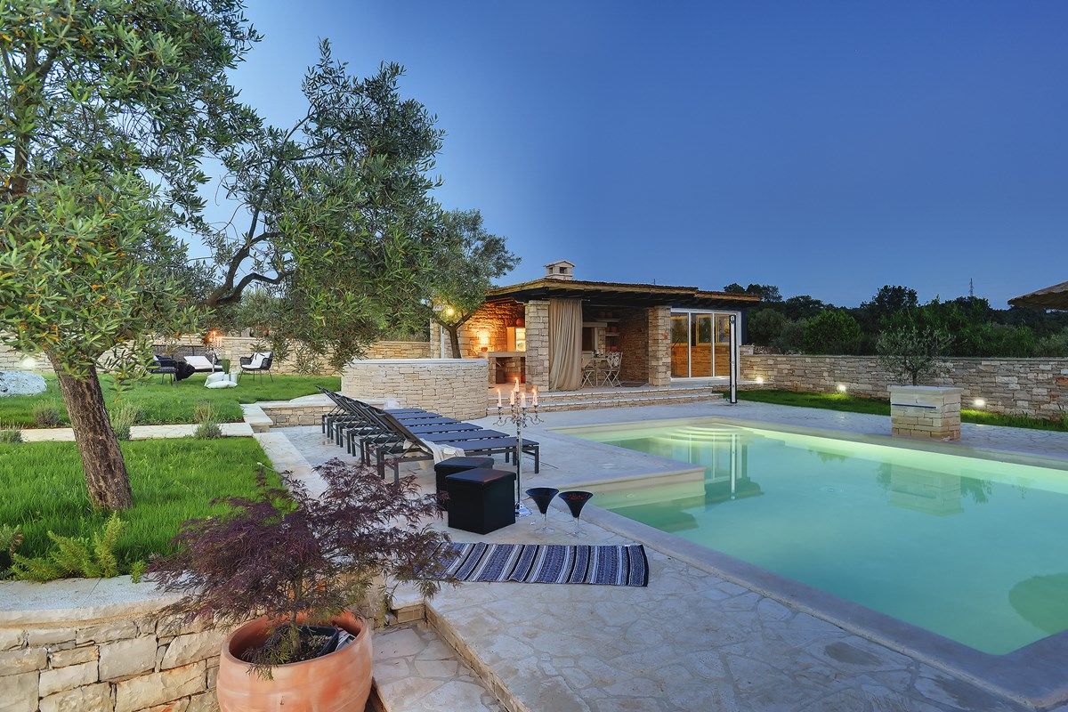 Villa Paradiso 73936-K1