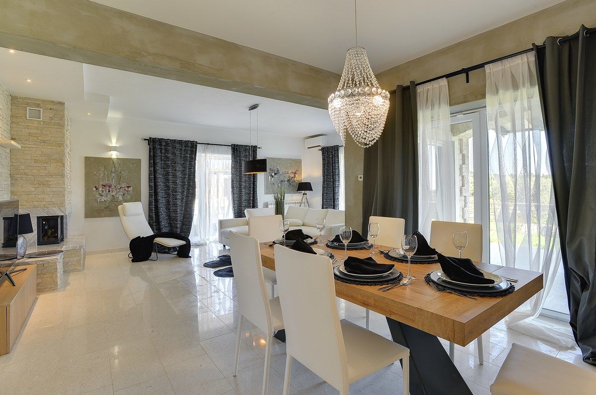 Villa Paradiso 73936-K1