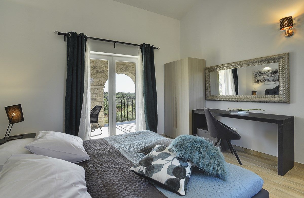 Villa Paradiso 73936-K1