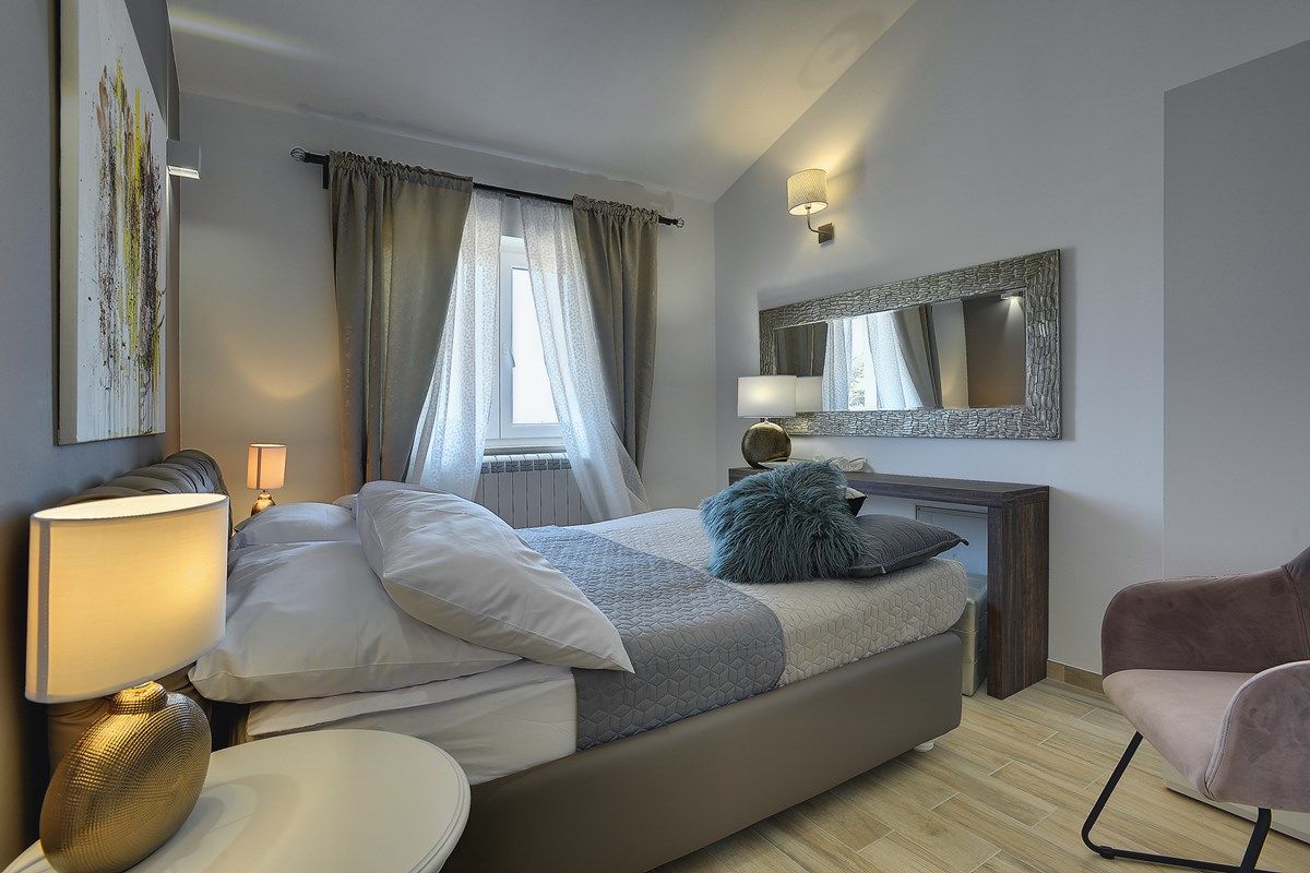 Villa Paradiso 73936-K1