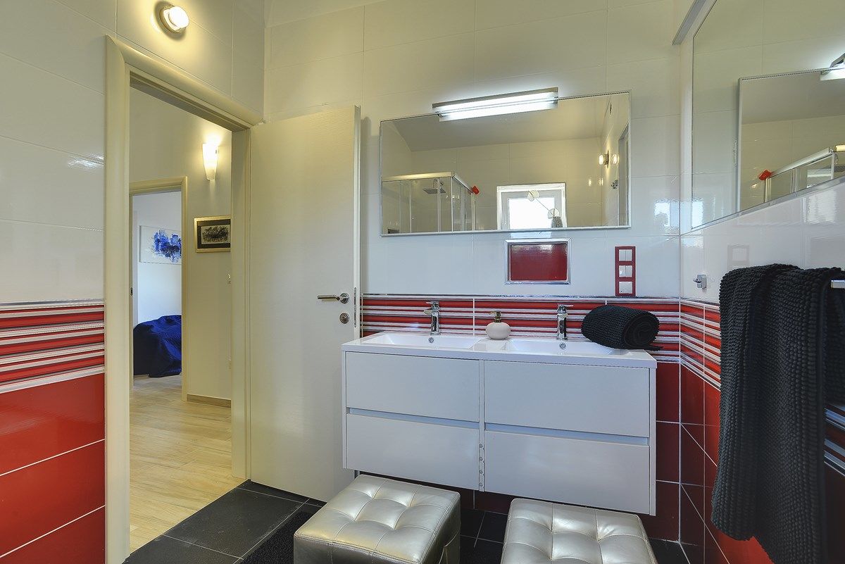 Villa Paradiso 73936-K1