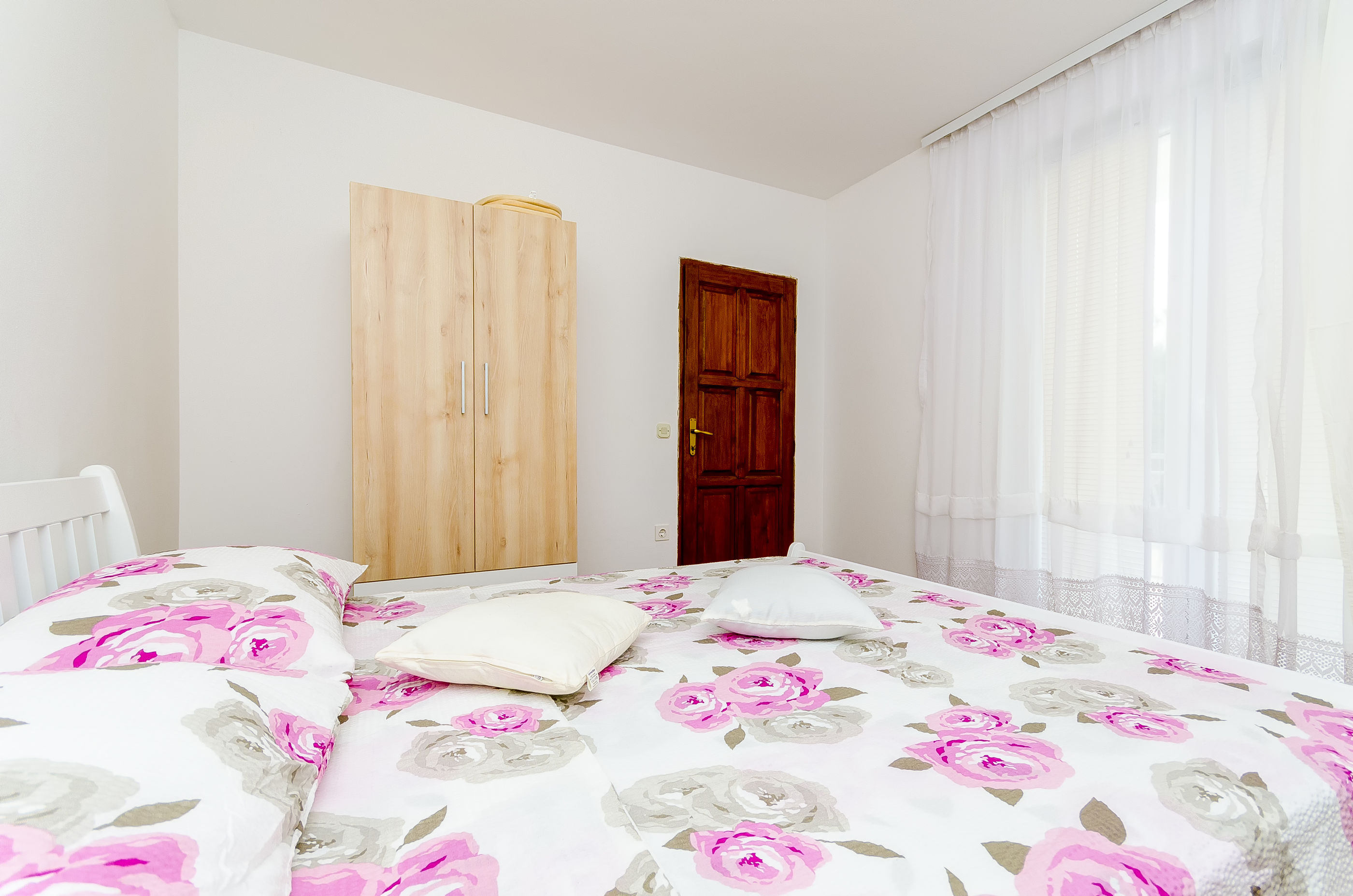 Apartments Mirko i Anda 38051-A3