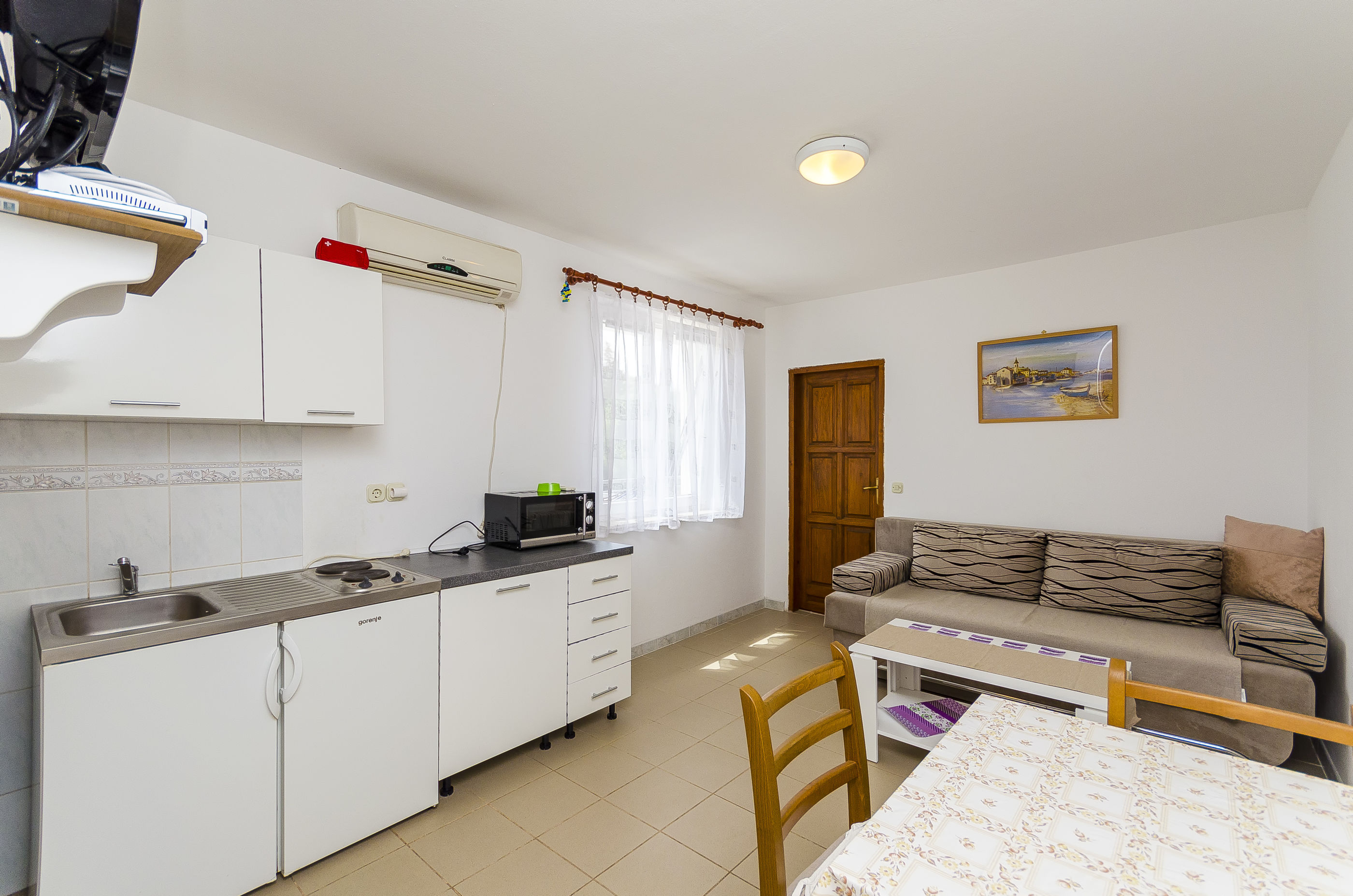 Apartments Mirko i Anda 38051-A3