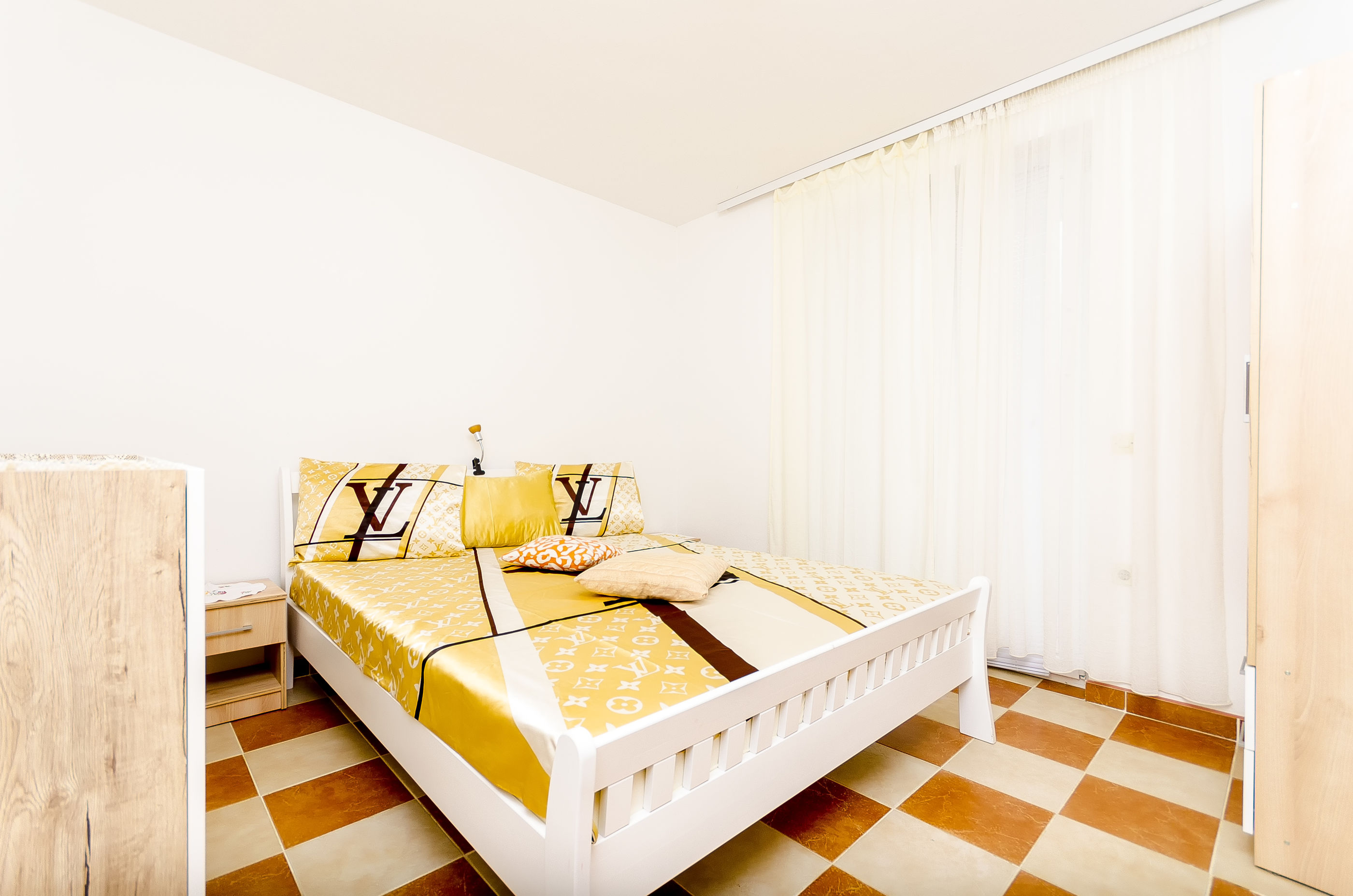 Apartments Mirko i Anda 38051-A4