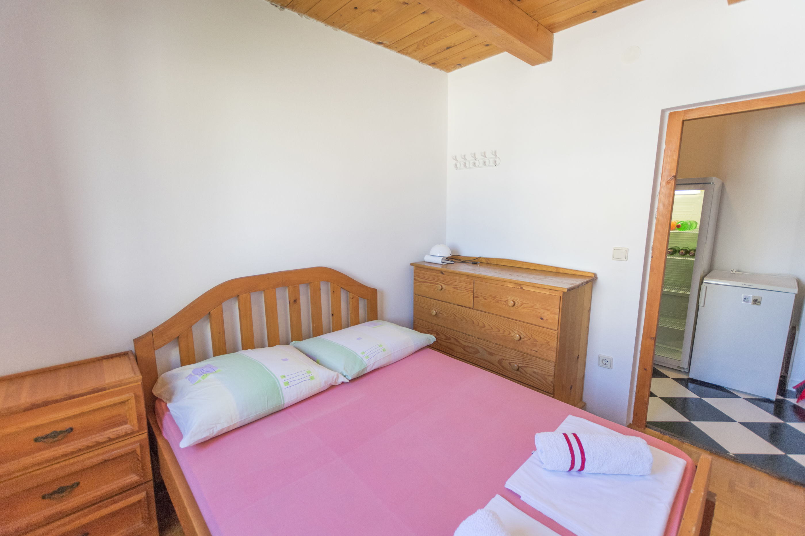 Apartments Grozdana 52461-A3