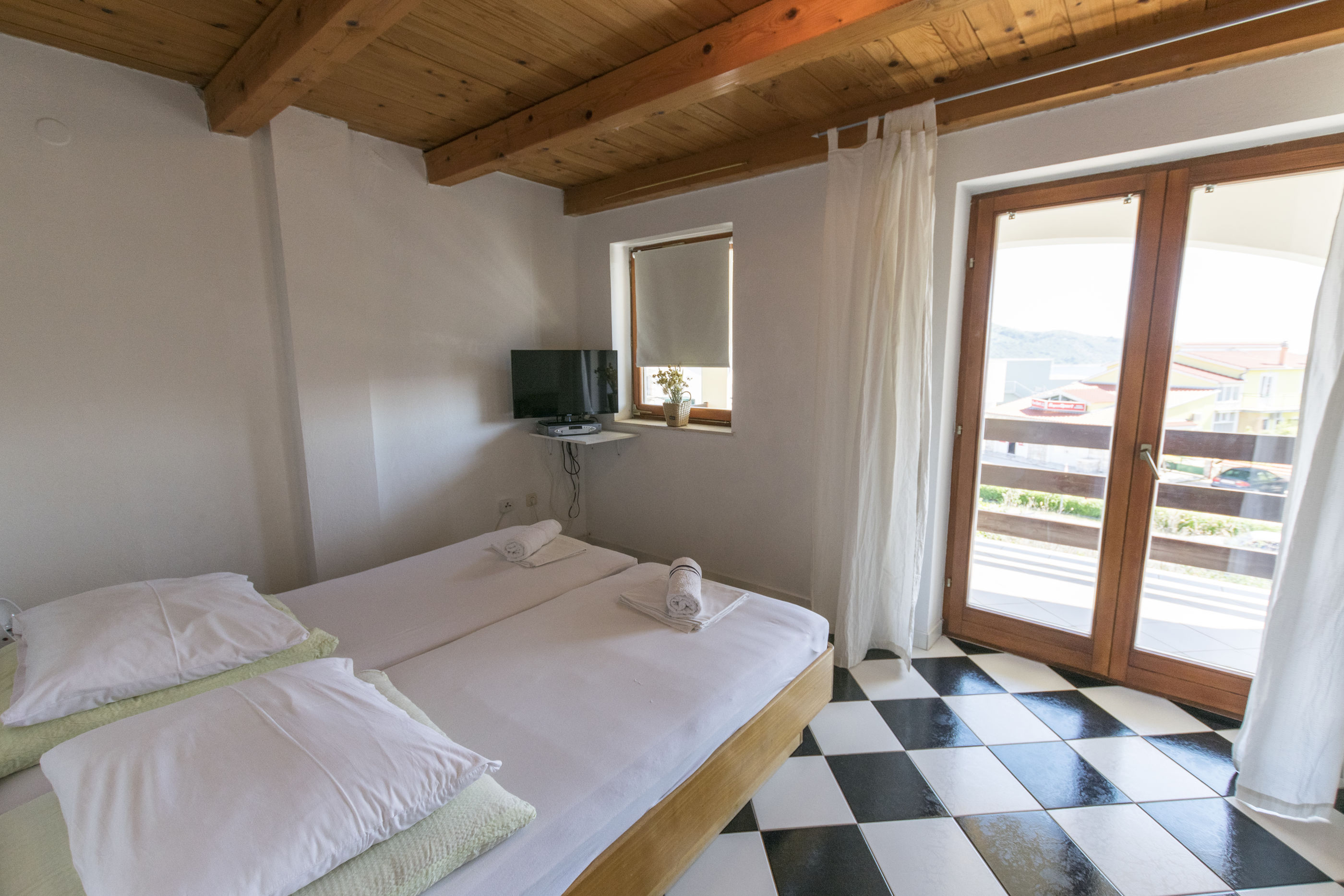 Apartments Grozdana 52461-A3