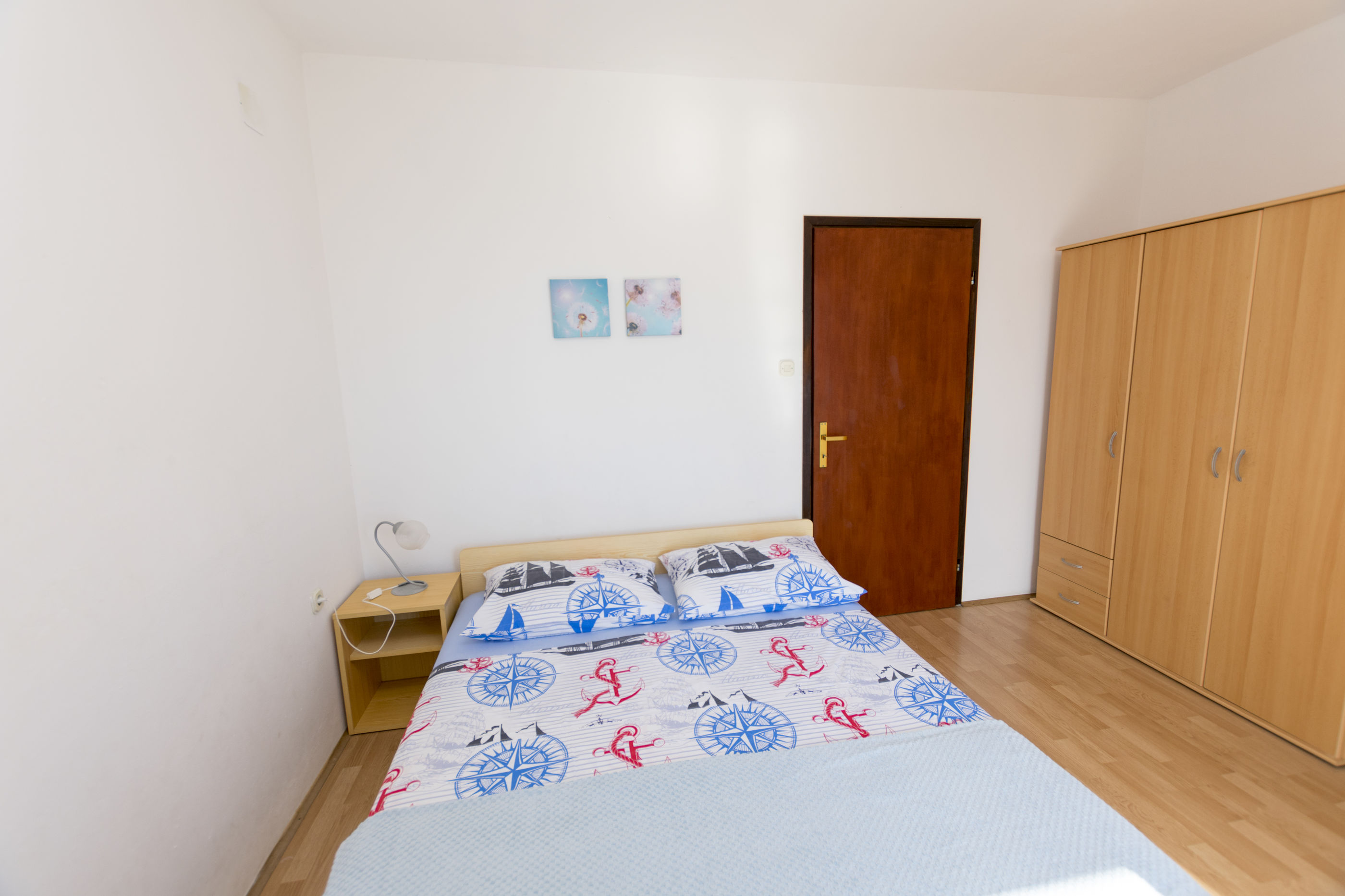 Apartments Ksenija 51051-A1