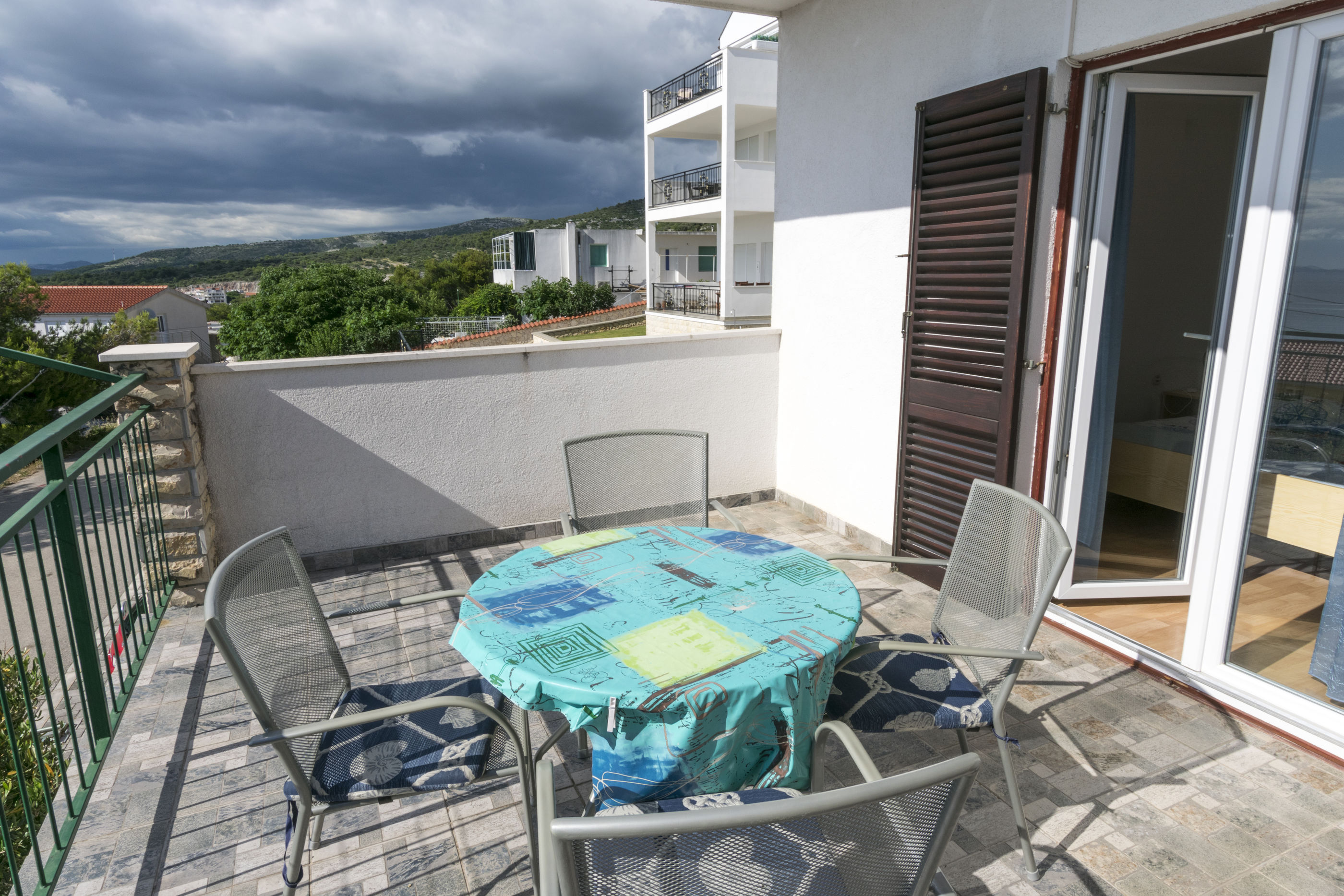 Apartments Ksenija 51051-A1