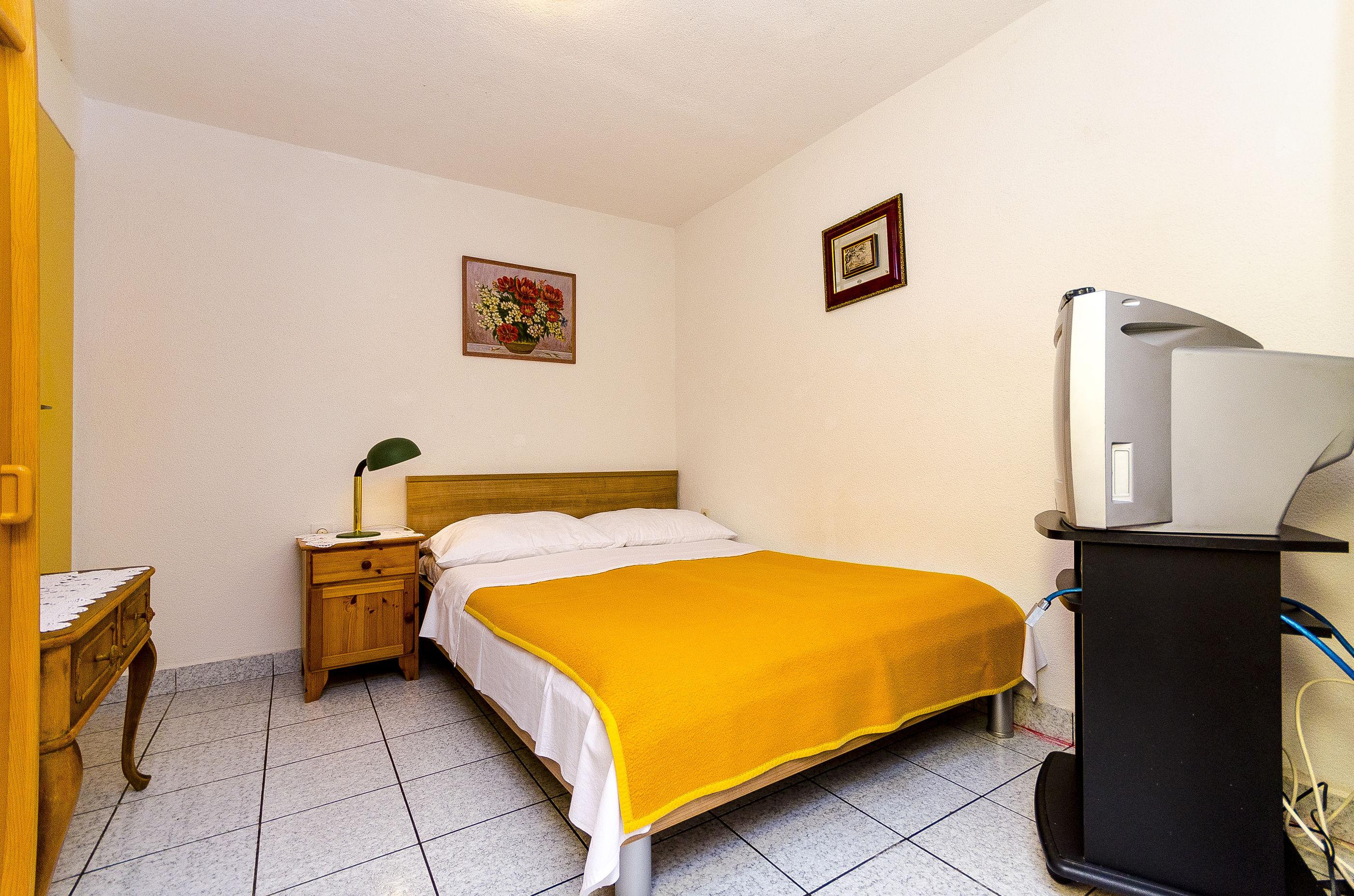Apartments Marijana 51711-A2