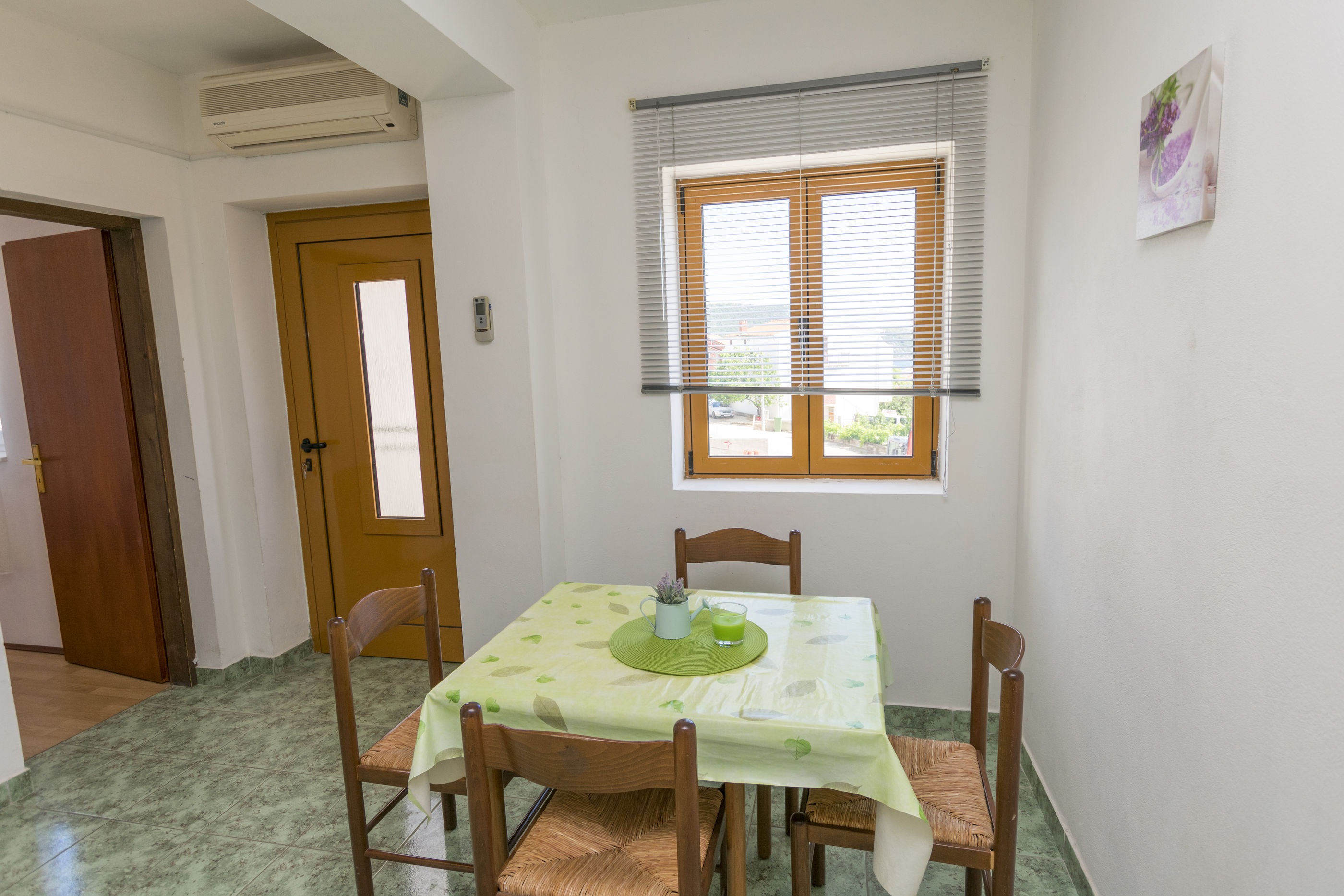 Apartments Ksenija 51051-A2