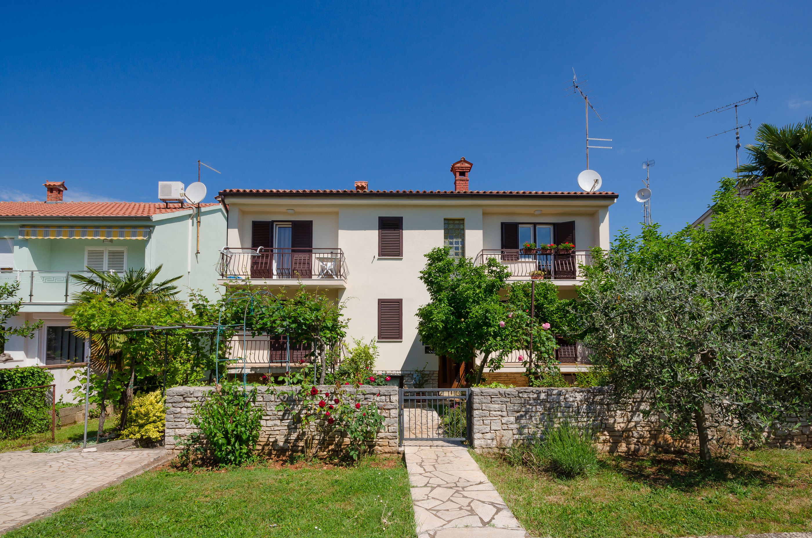 Apartments Milan 73251-A2