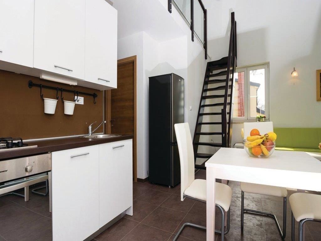 Apartments Gržić 54391-A1