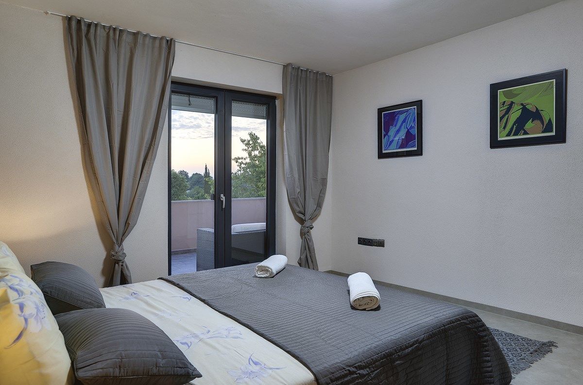 Villa Nika 73945-K1