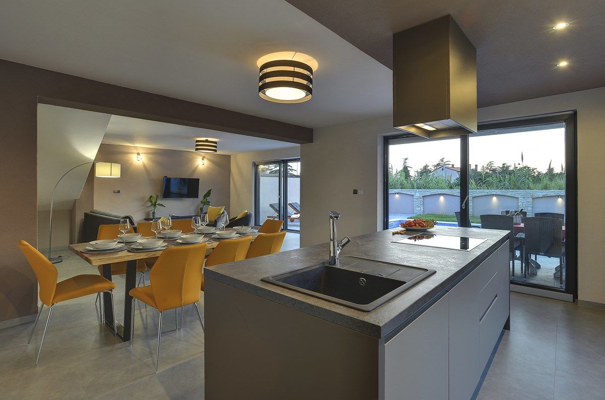 Villa Nika 73945-K1