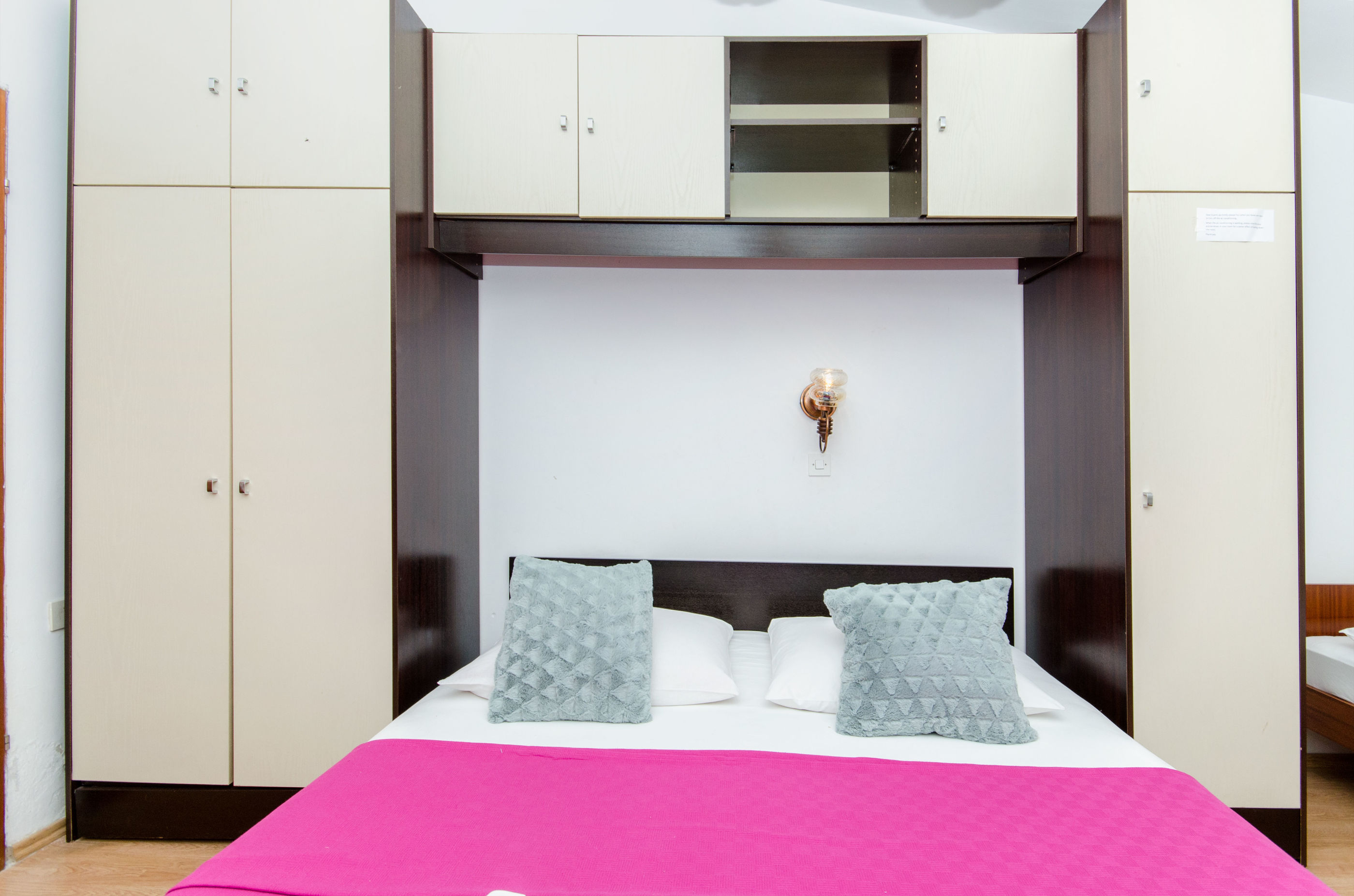 Apartment and Rooms Ivan 45191-S13