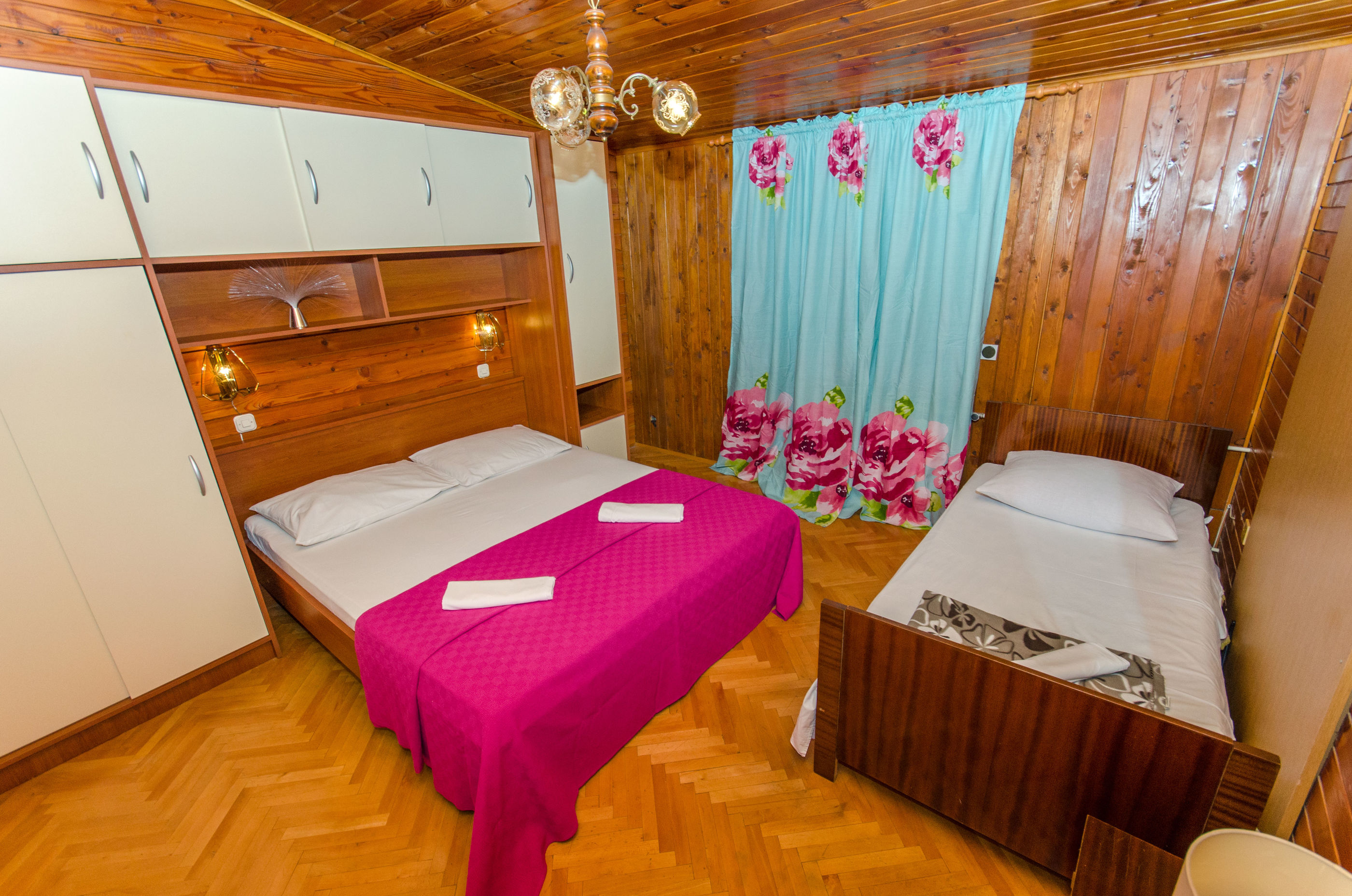 Apartment and Rooms Ivan 45191-A14