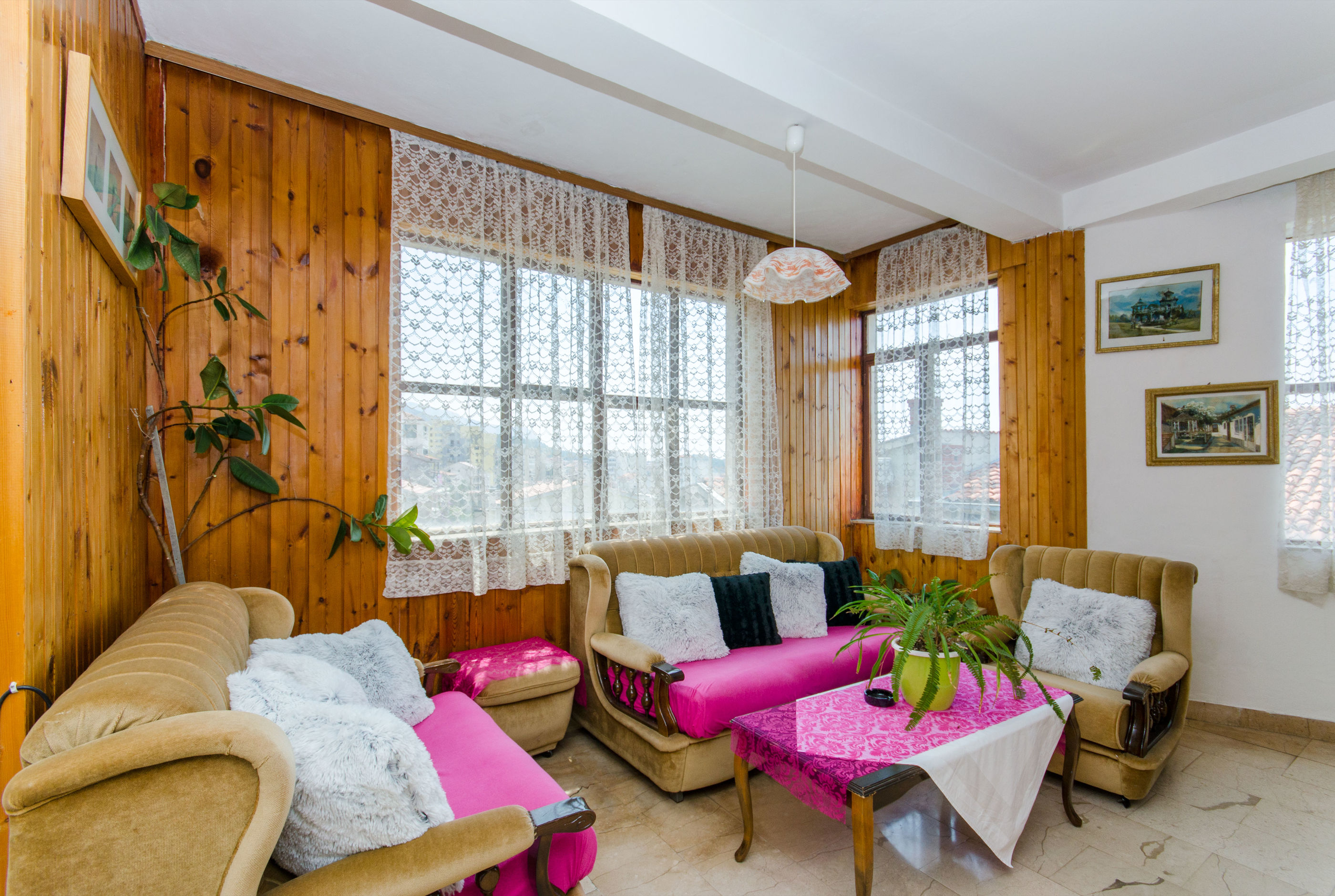 Apartment and Rooms Ivan 45191-A18