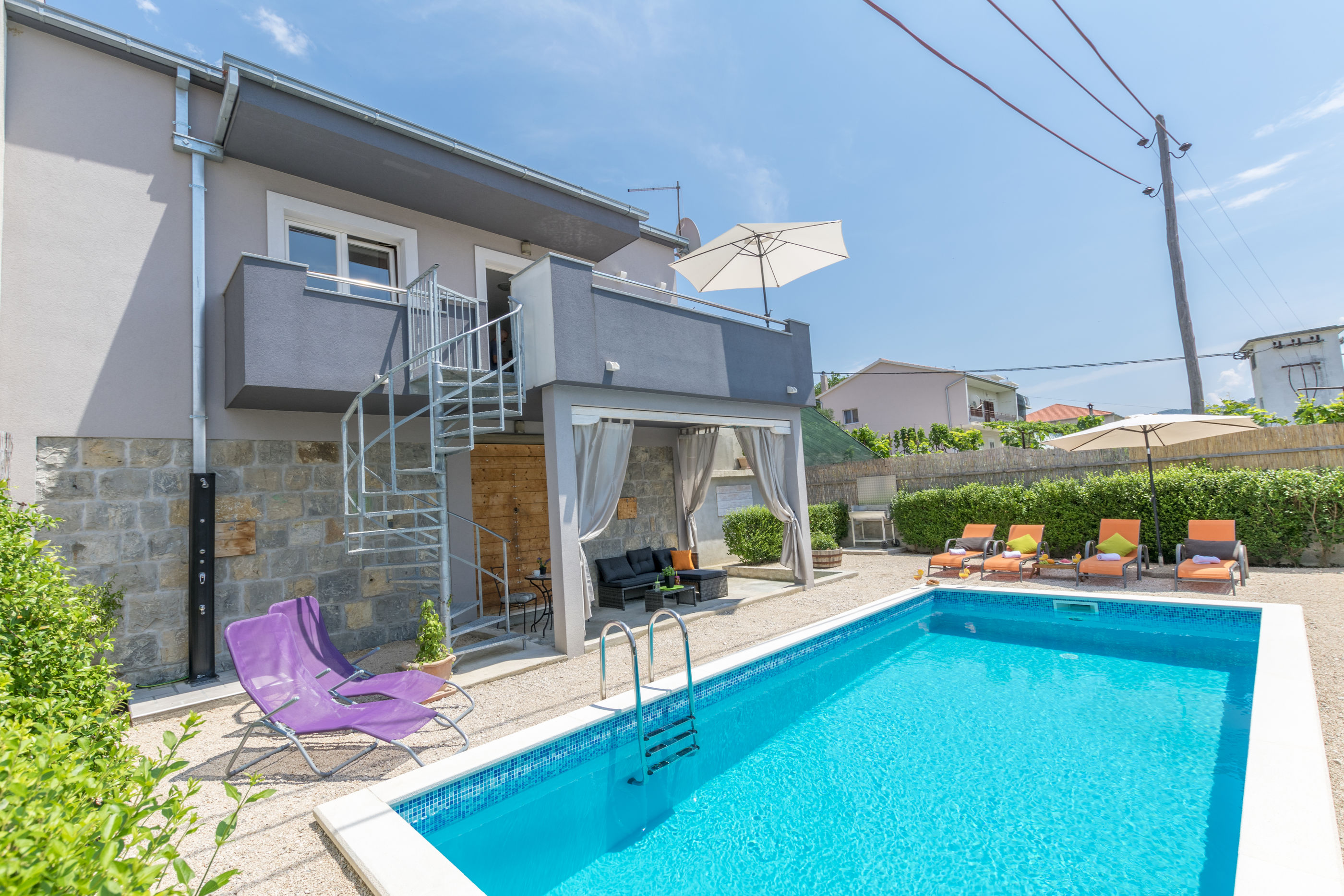 House Lisica V3861-K1