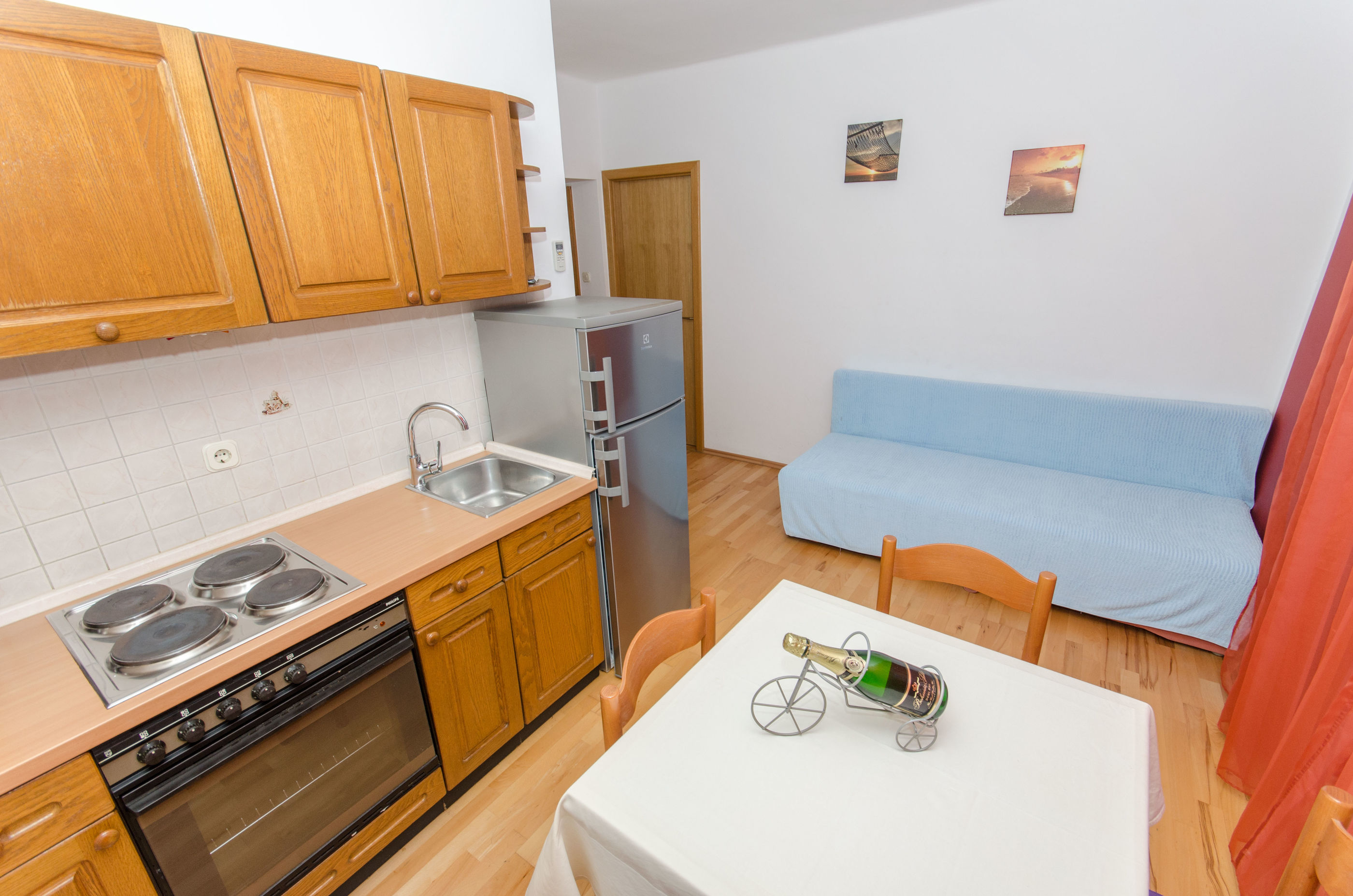 Apartments Mateo 49731-A2