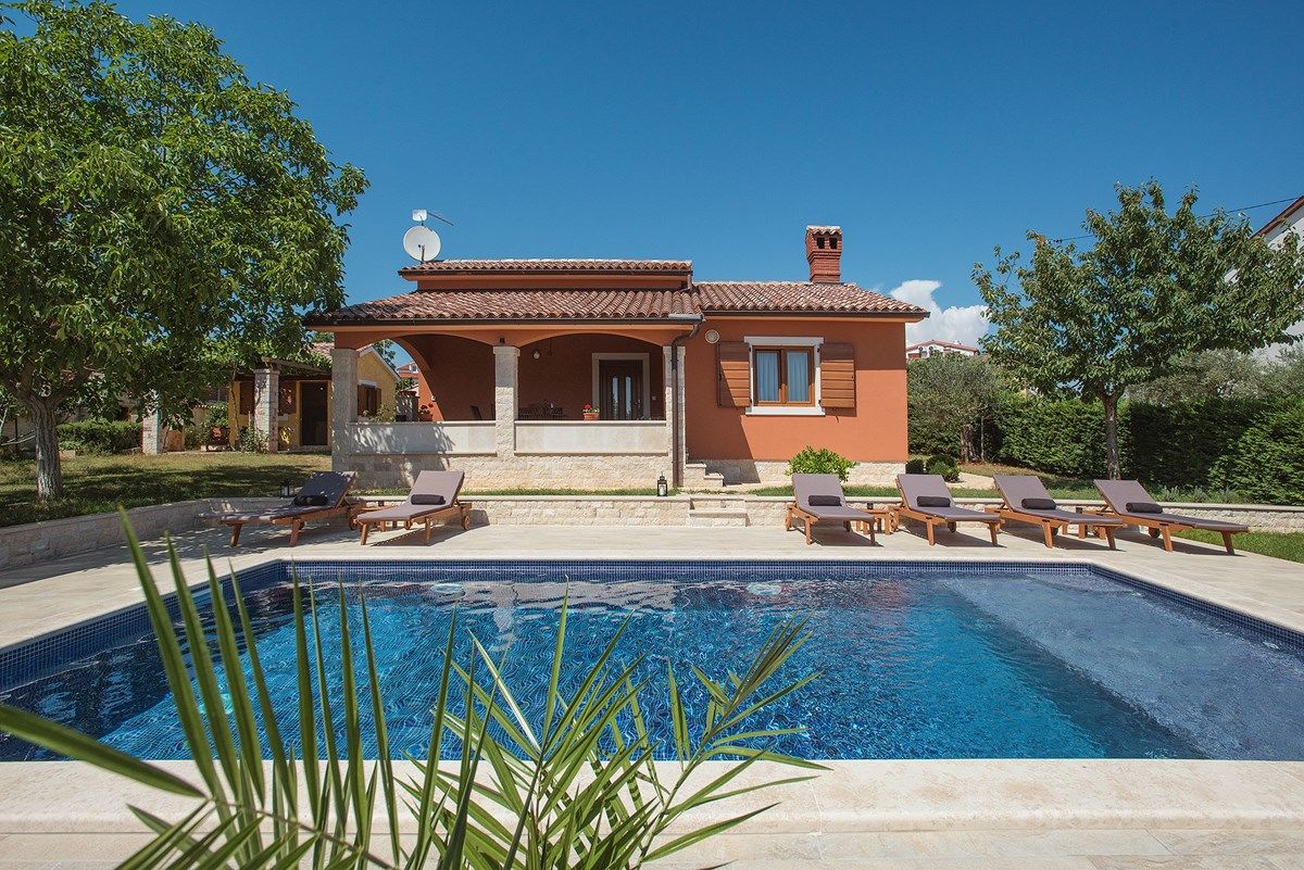 Villa Maria Betiga 73946-K1