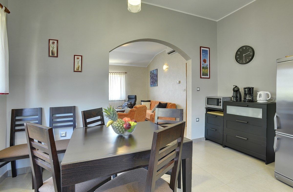 Villa Maria Betiga 73946-K1