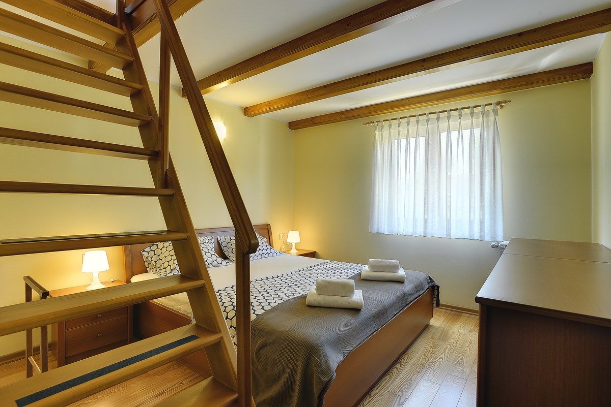 Villa Maria Betiga 73946-K1