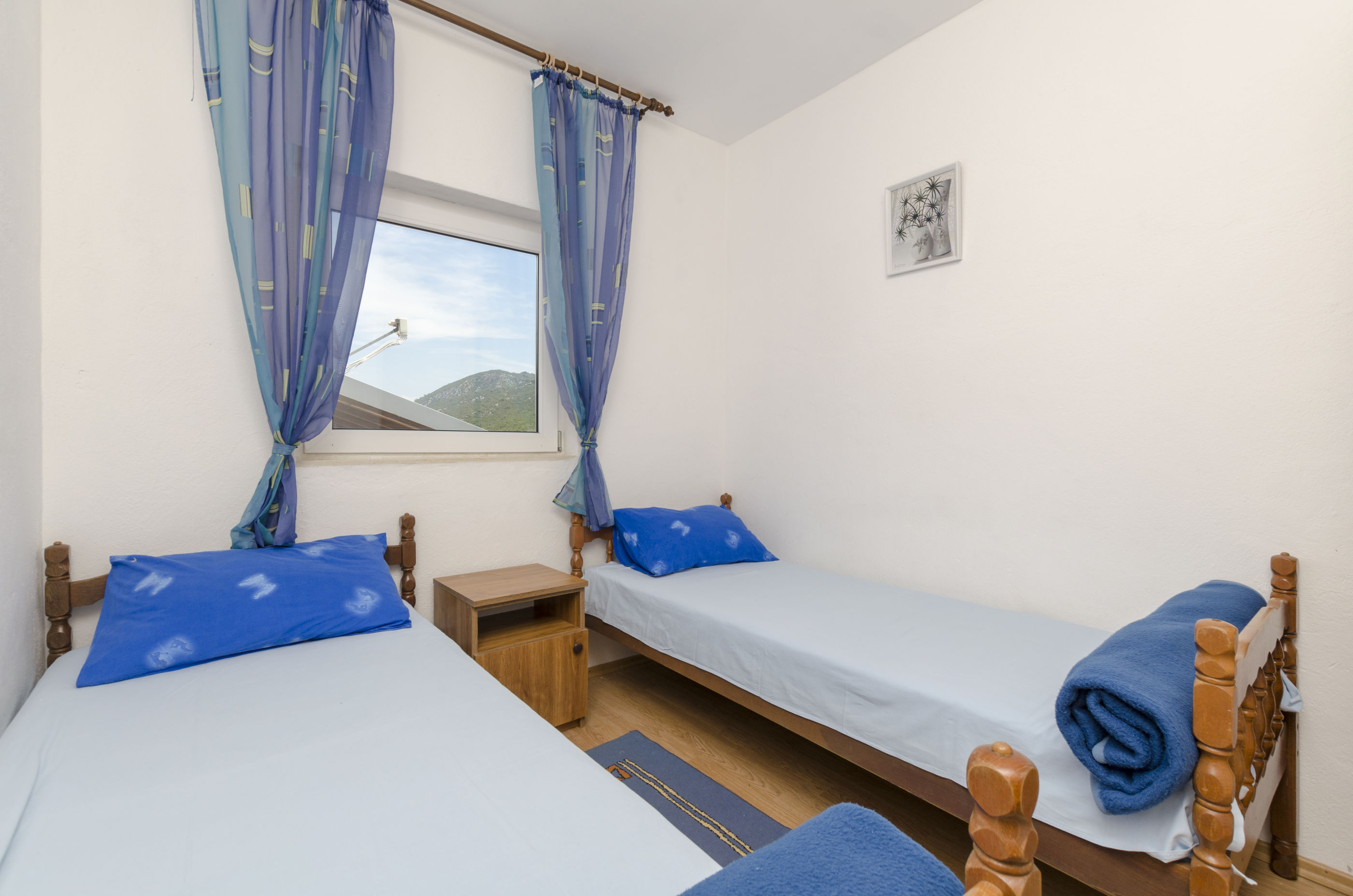 Apartments Dinko 37851-A1