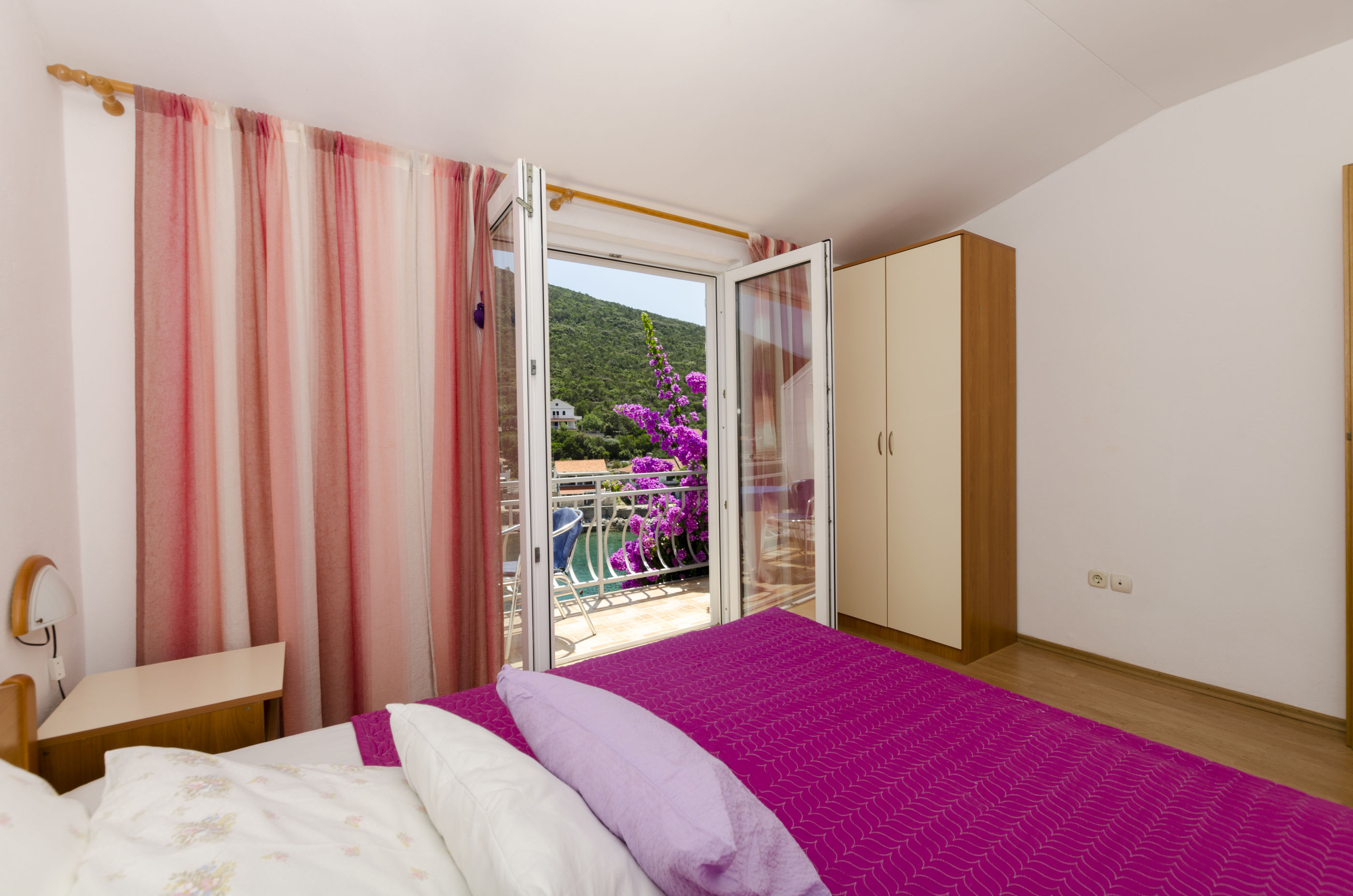 Apartments Dinko 37851-A2