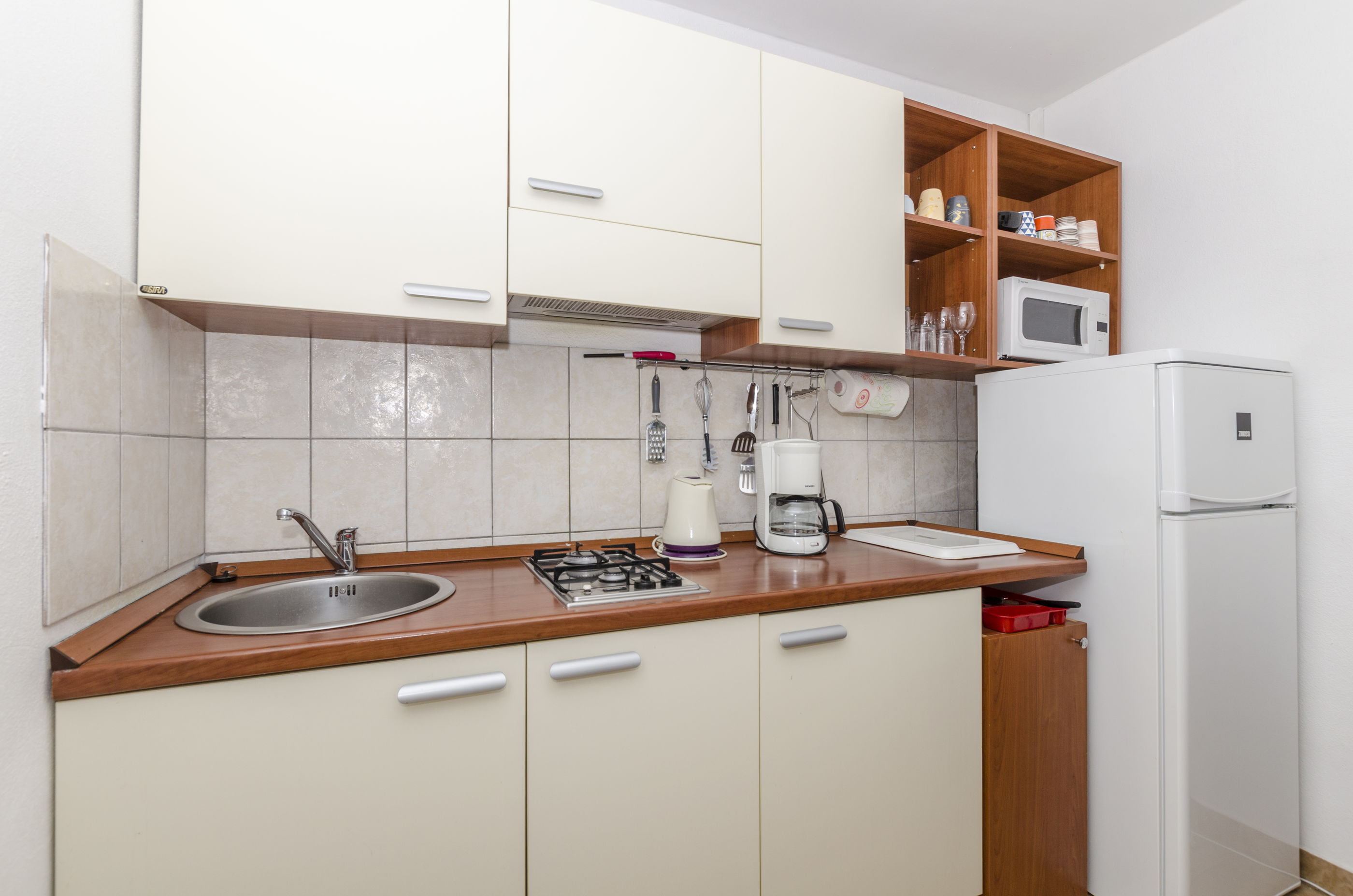 Apartments Dinko 37851-A2