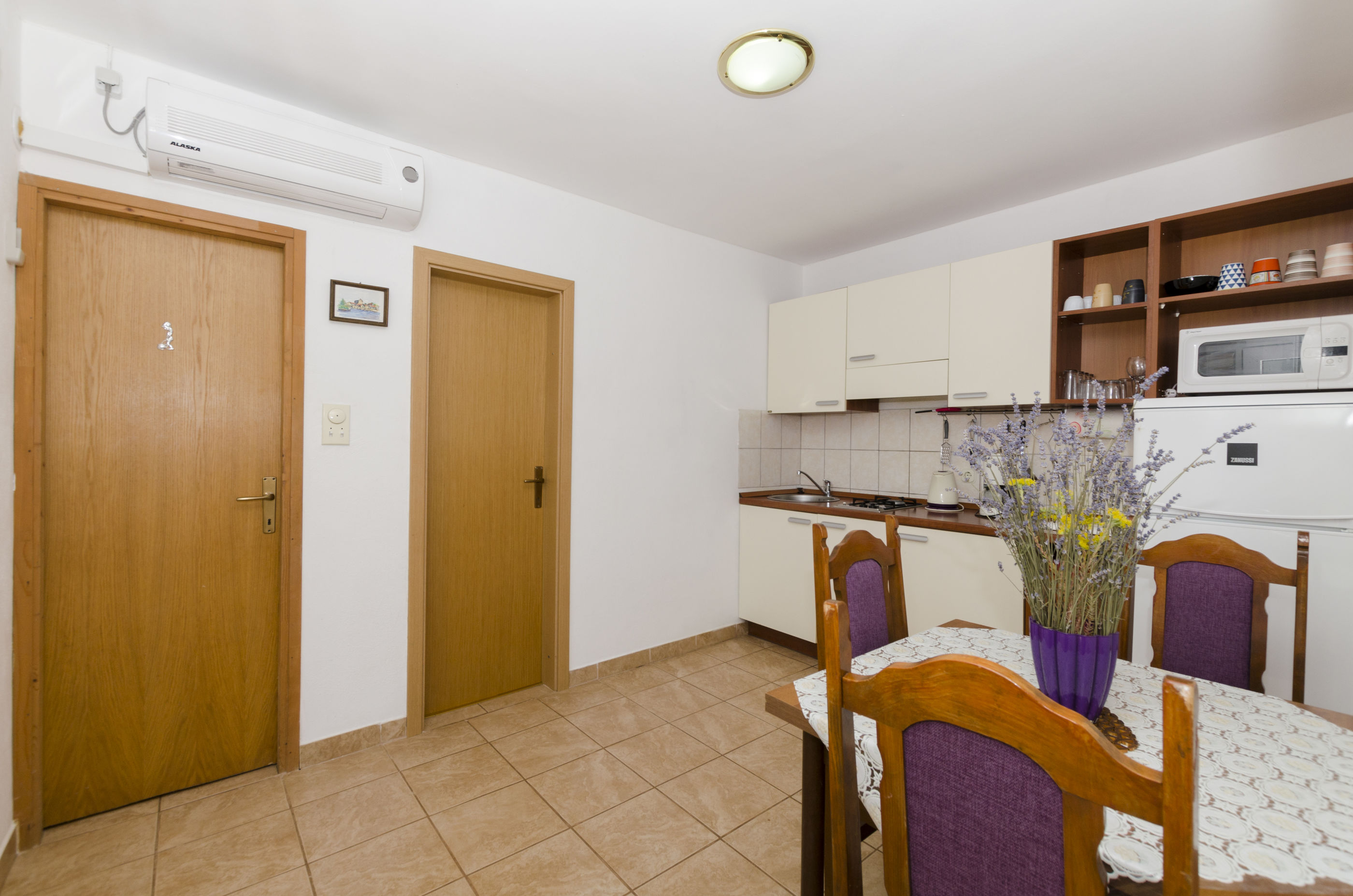 Apartments Dinko 37851-A2