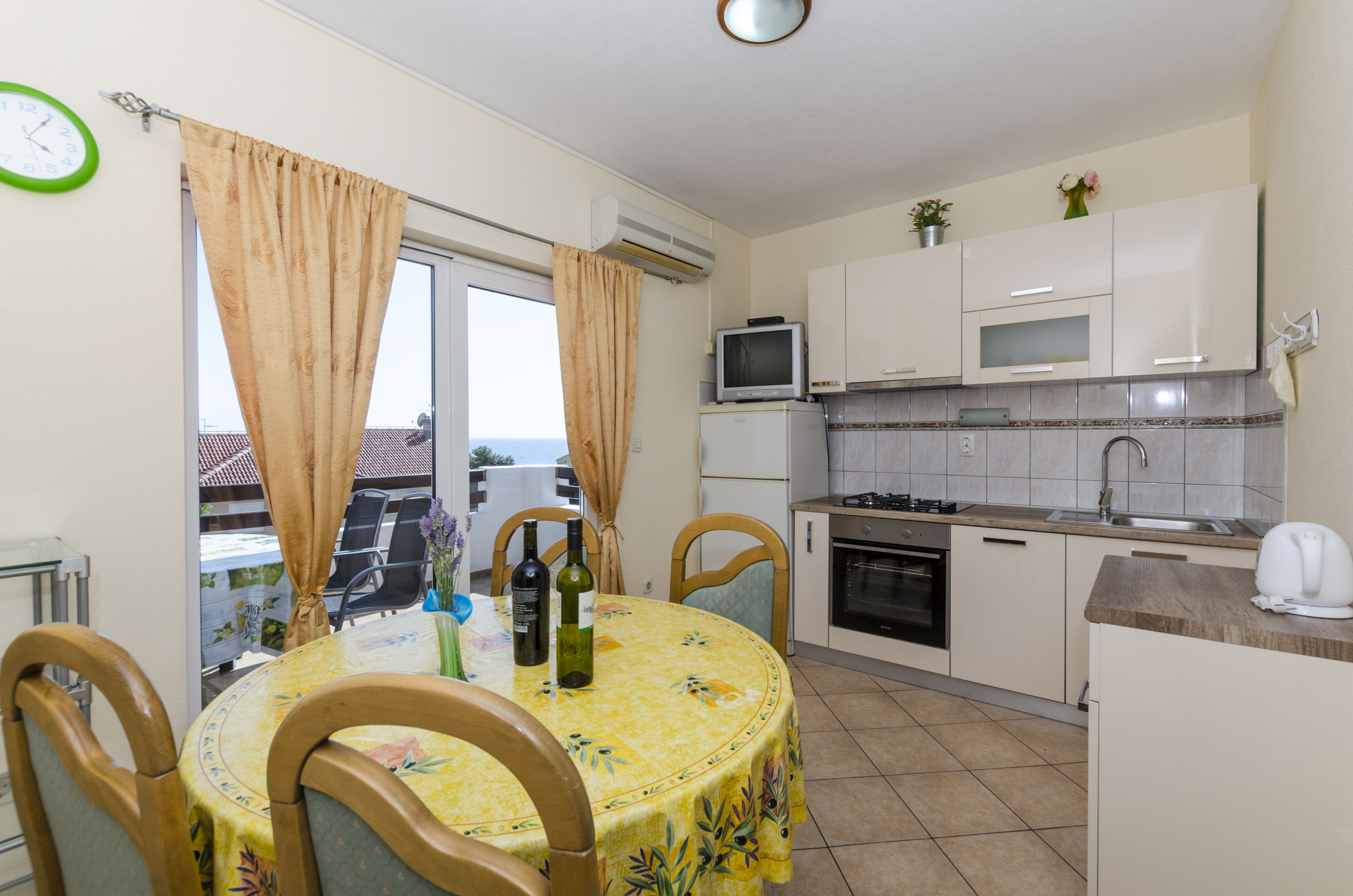 Apartments Carić 39851-A2