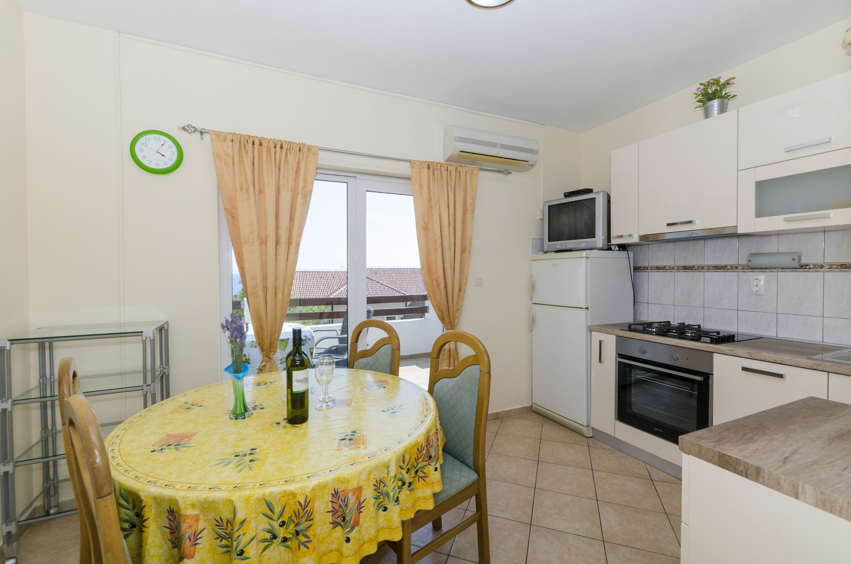 Apartments Carić 39851-A2