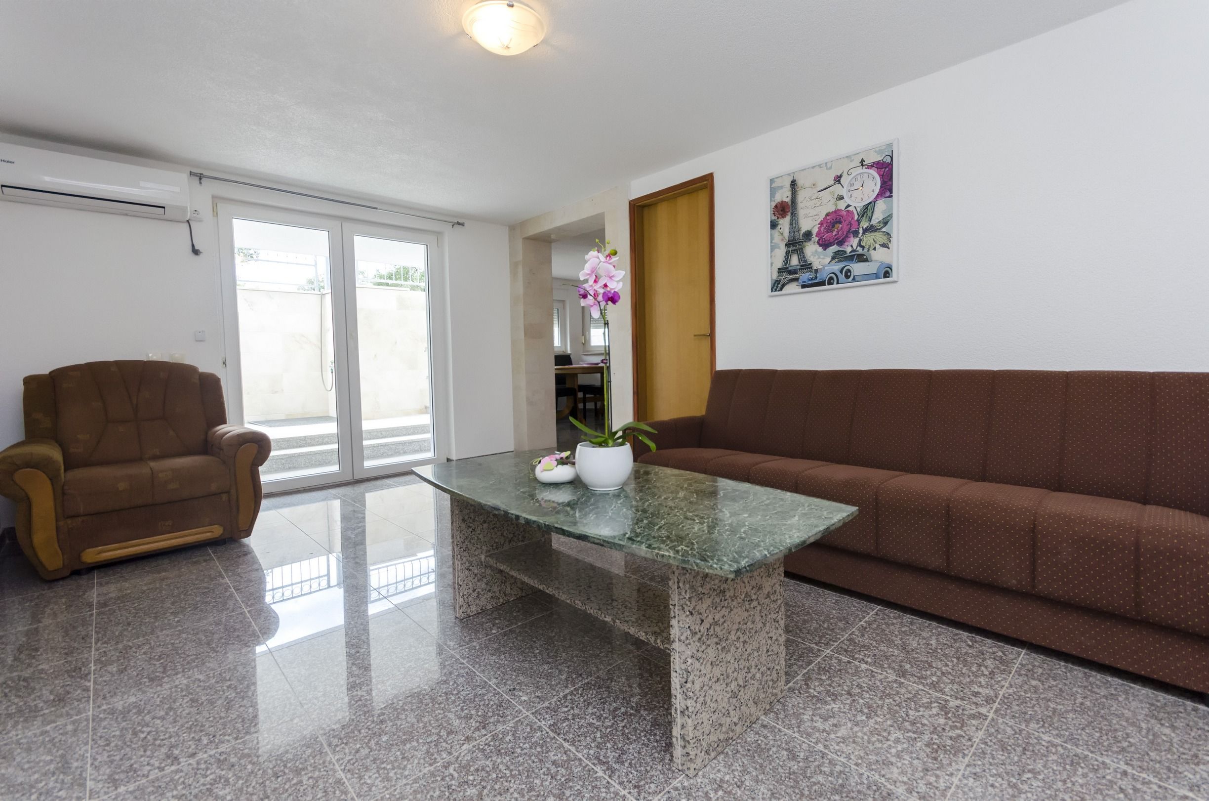 Apartments Crystal 55991-A2
