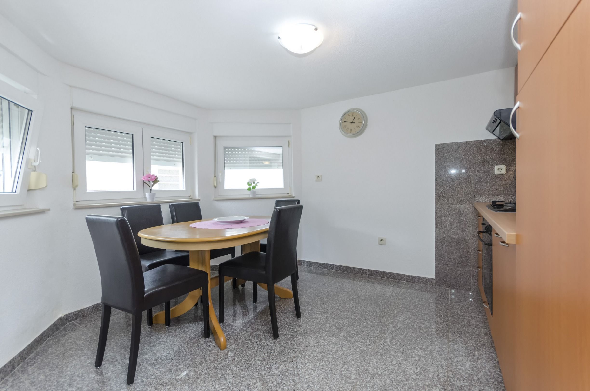 Apartments Crystal 55991-A2