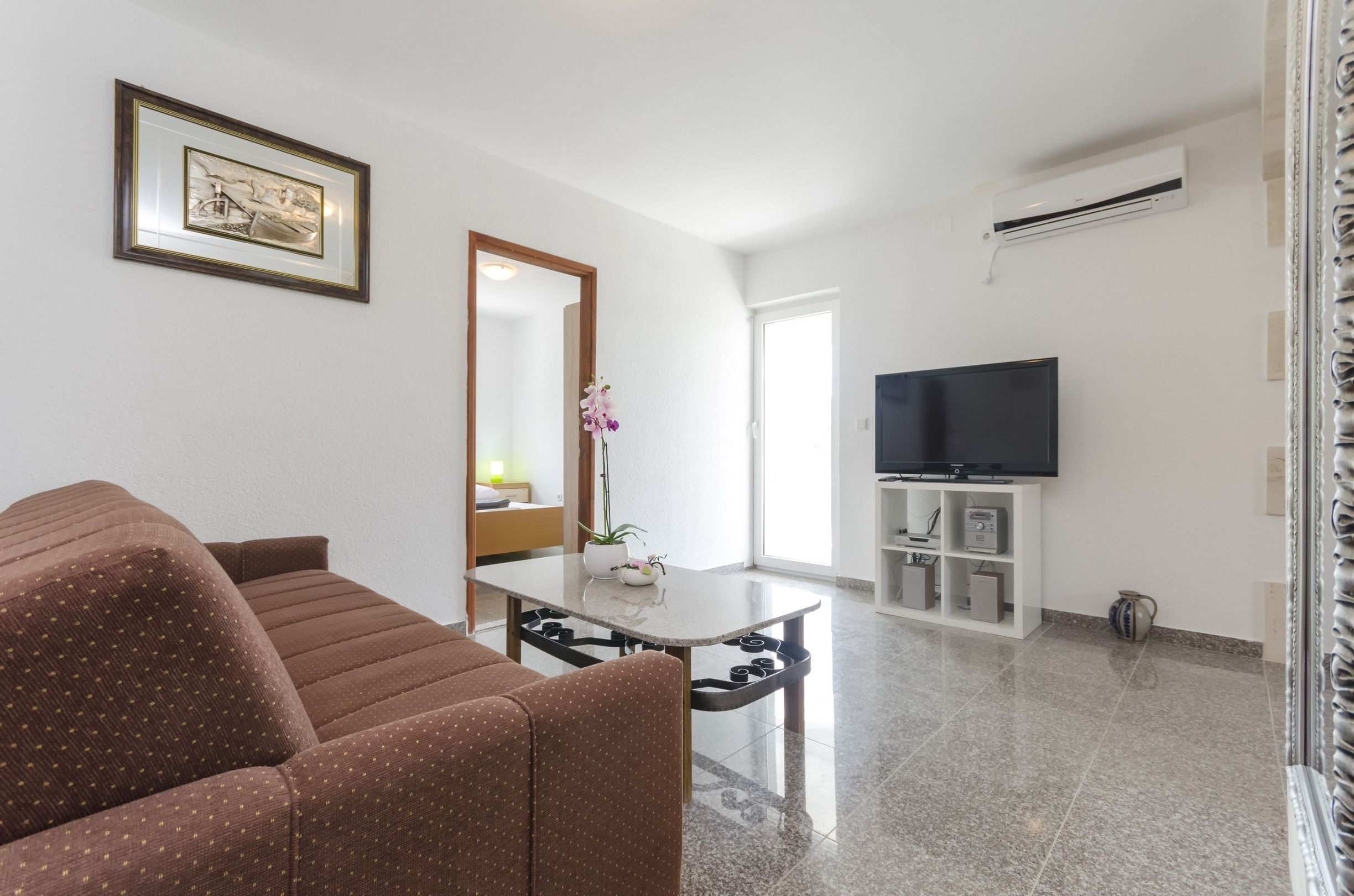 Apartments Crystal 55991-A3
