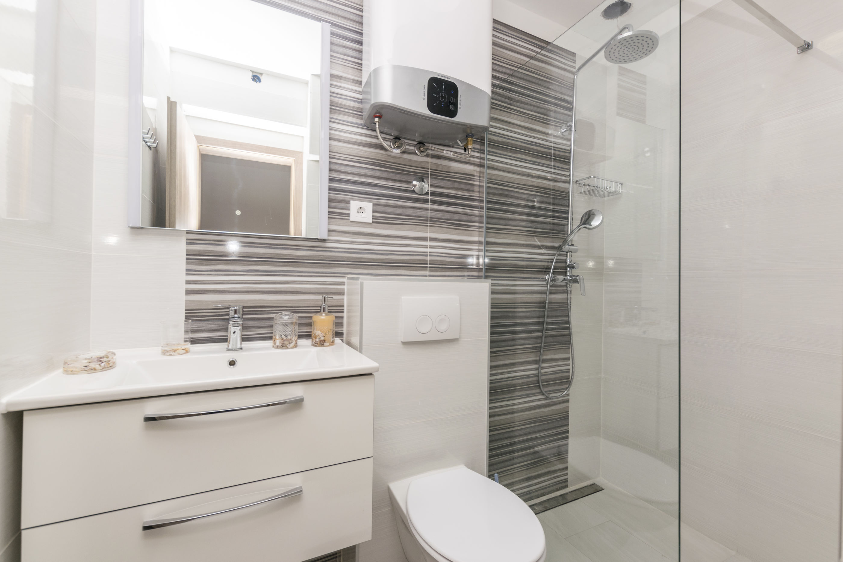 Apartments Tina 14241-A3