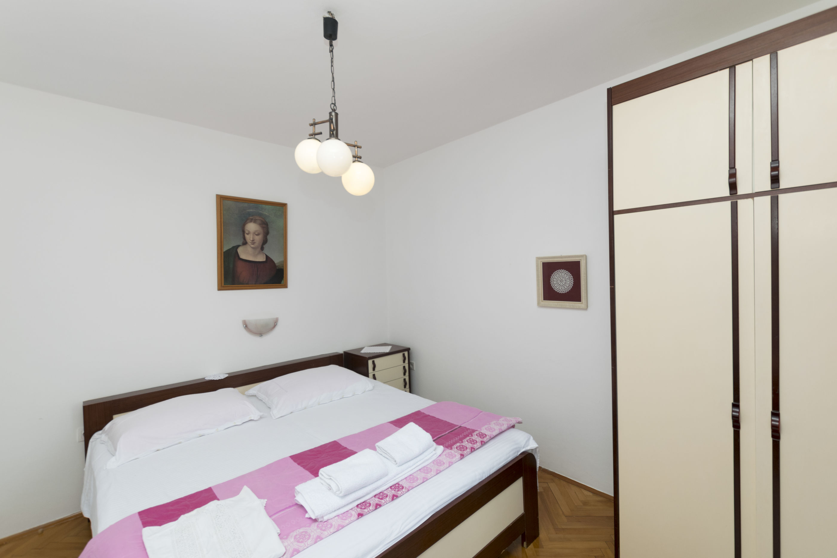 Apartments Tina 14241-A2
