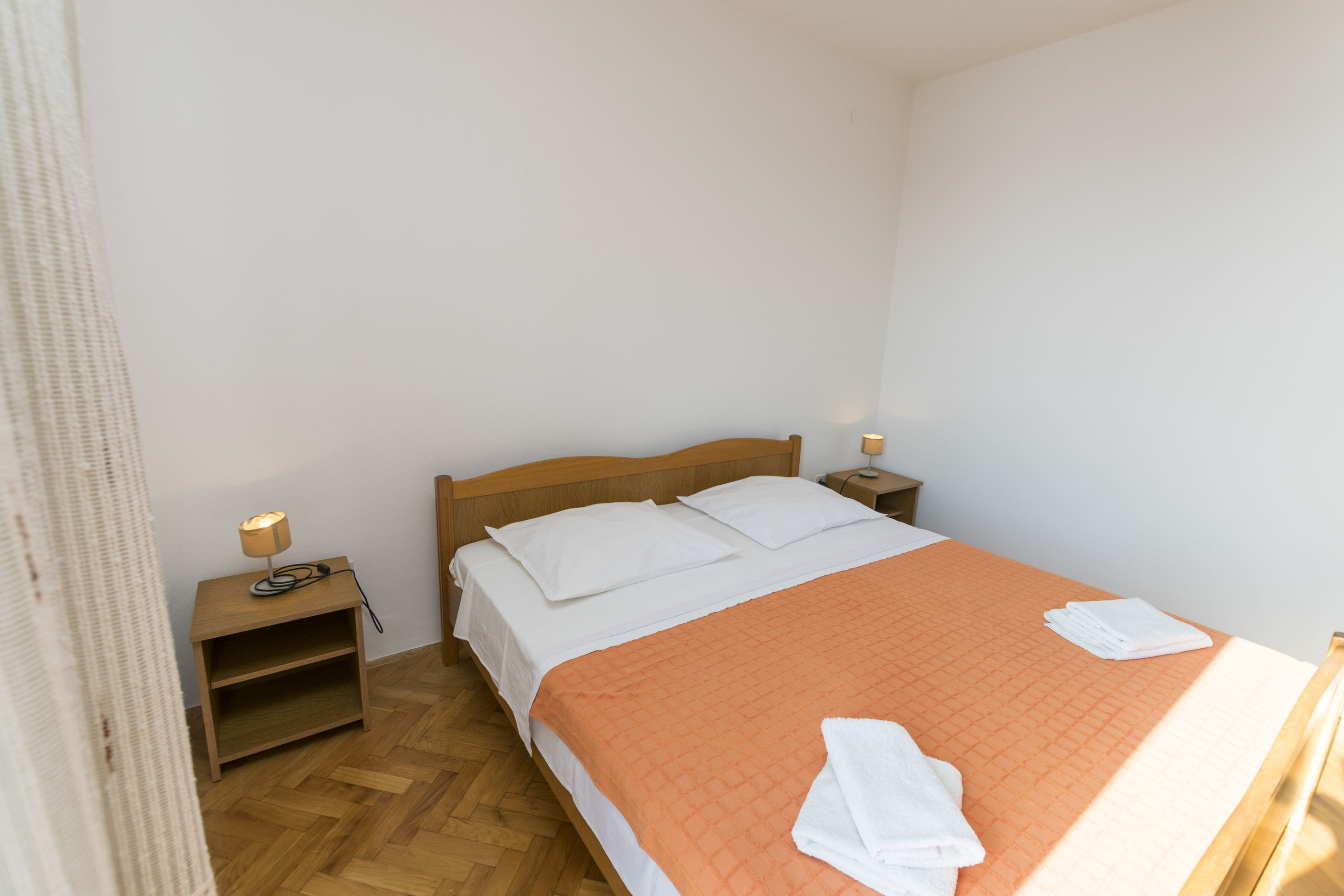Apartments Jere Stipe 15482-A2