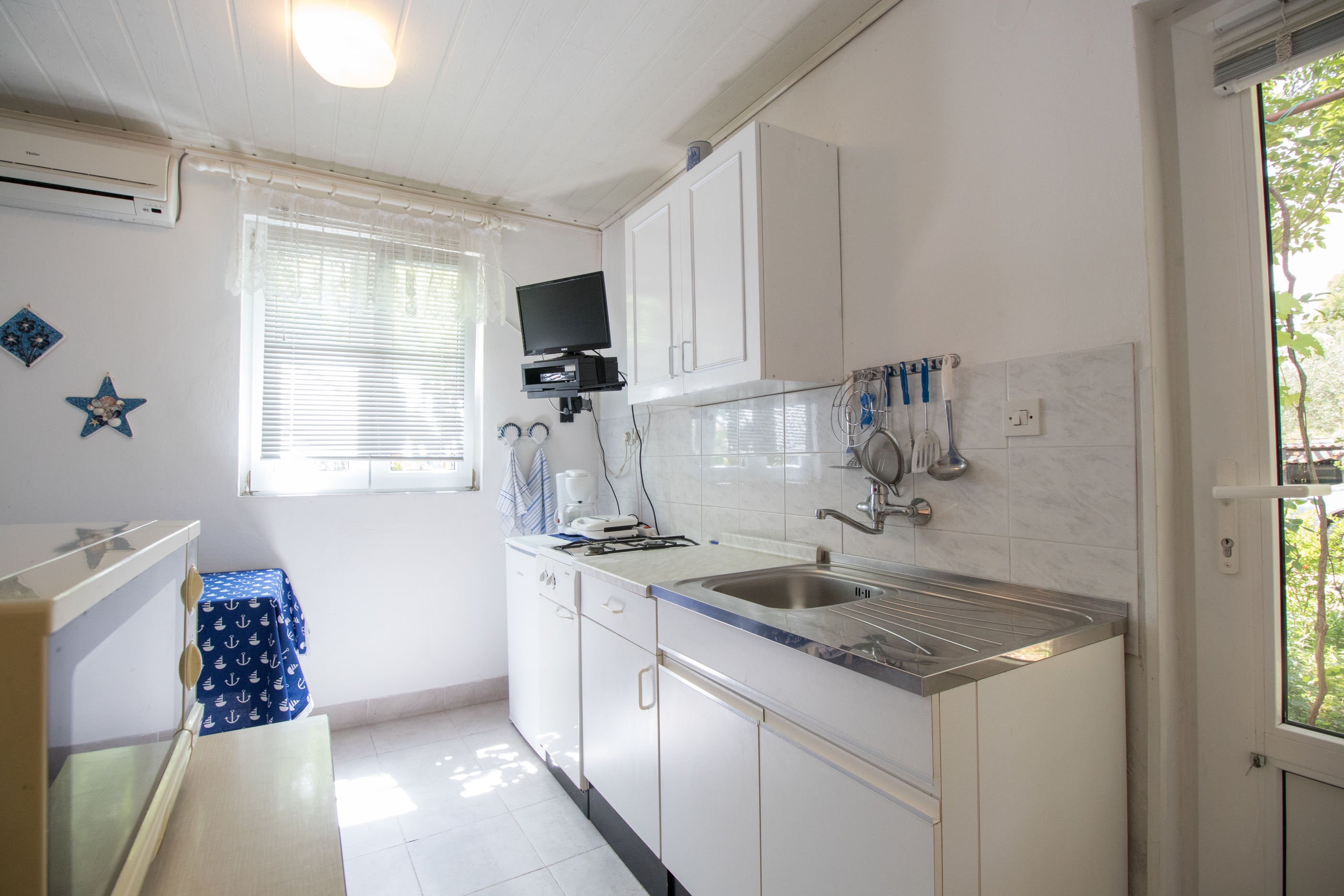 Apartment Miroslav 60171-A1
