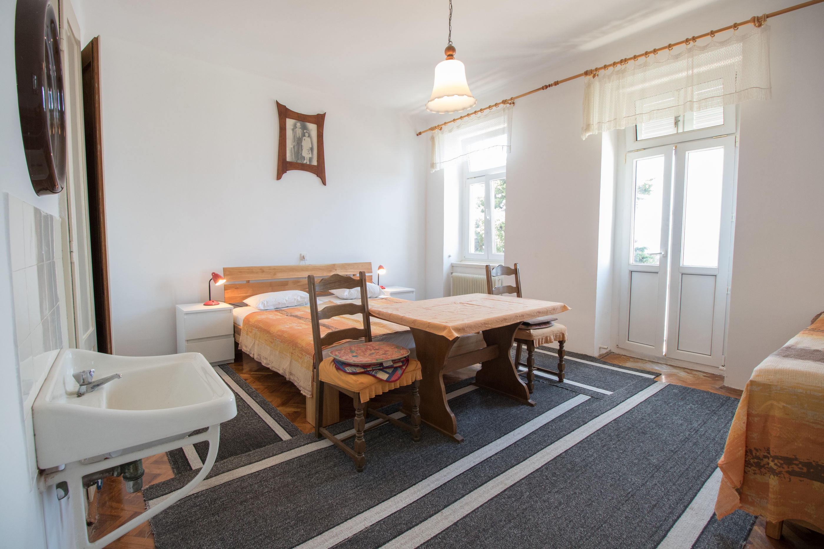 Apartments Josip by the sea 67361-A1