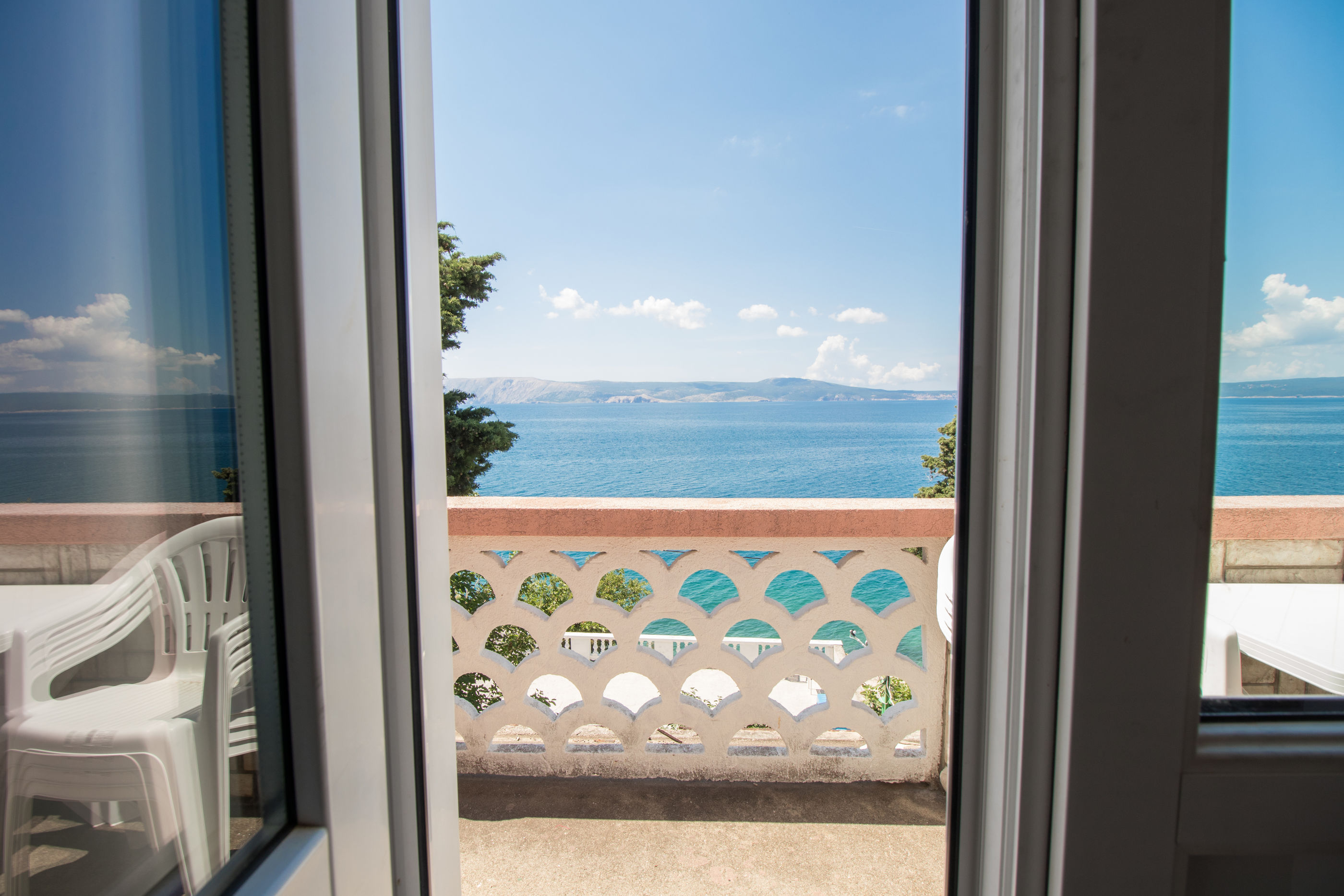 Apartments Josip by the sea 67361-A1