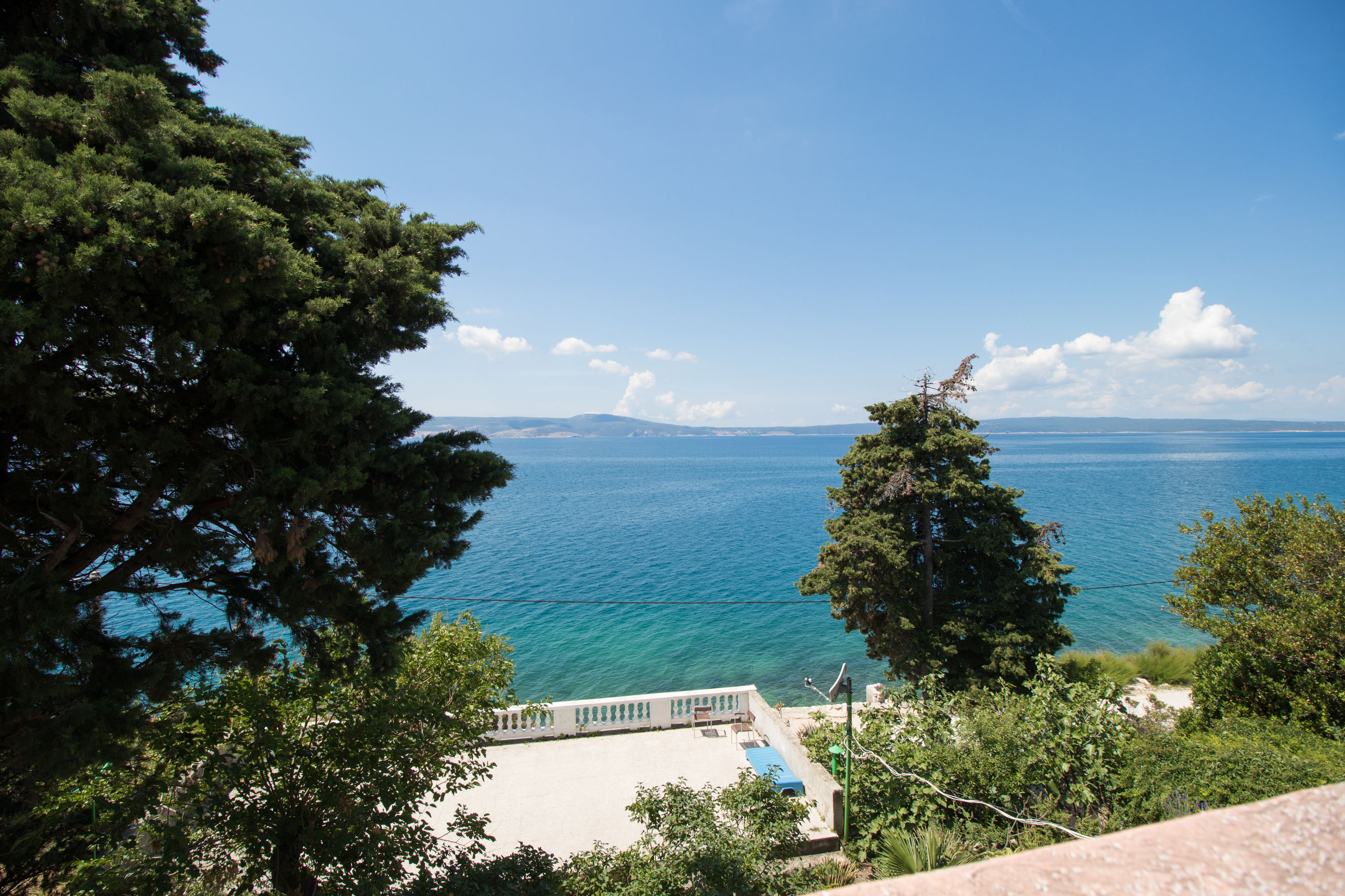 Apartments Josip by the sea 67361-A1