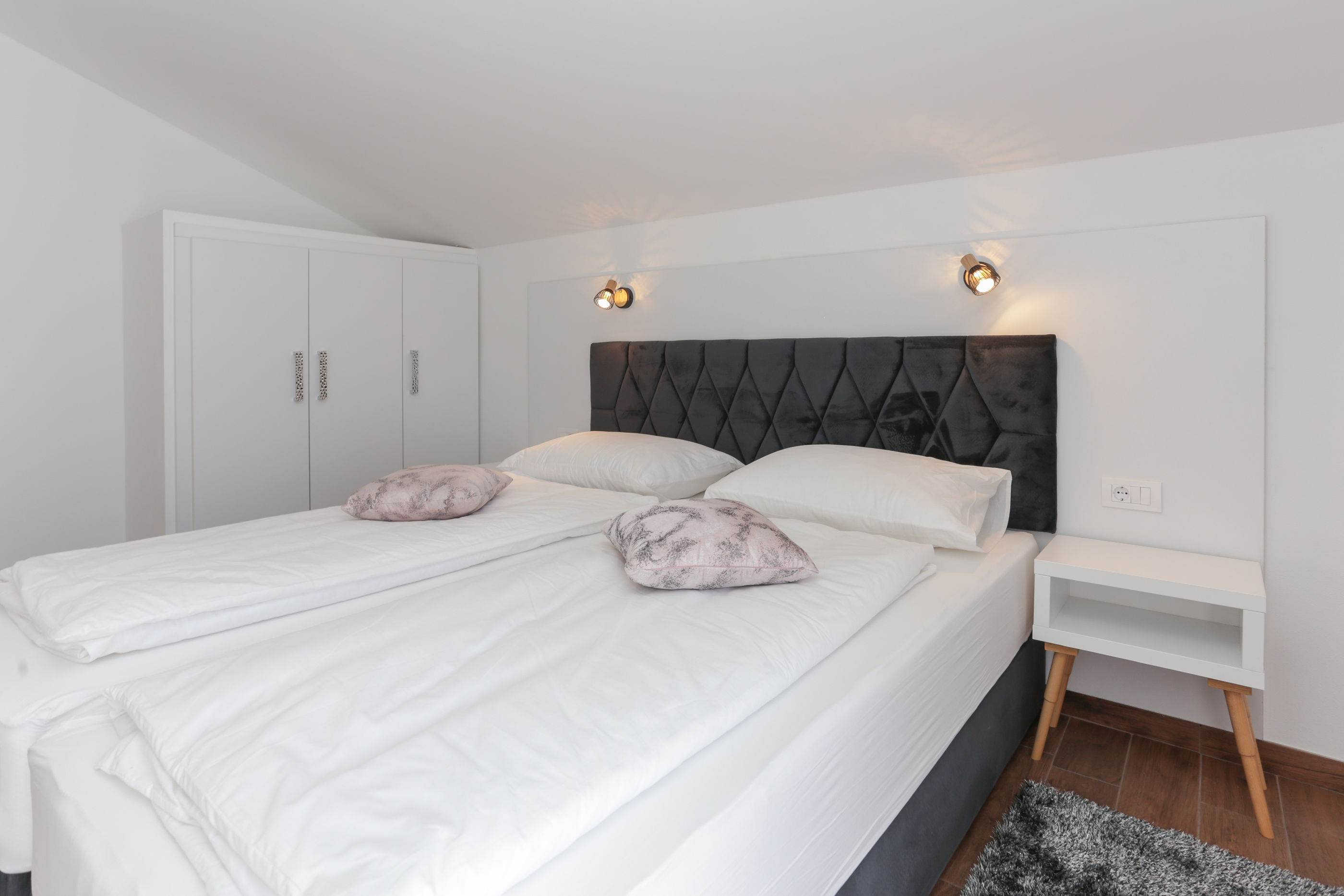 Apartments Villa Niko 56251-A3
