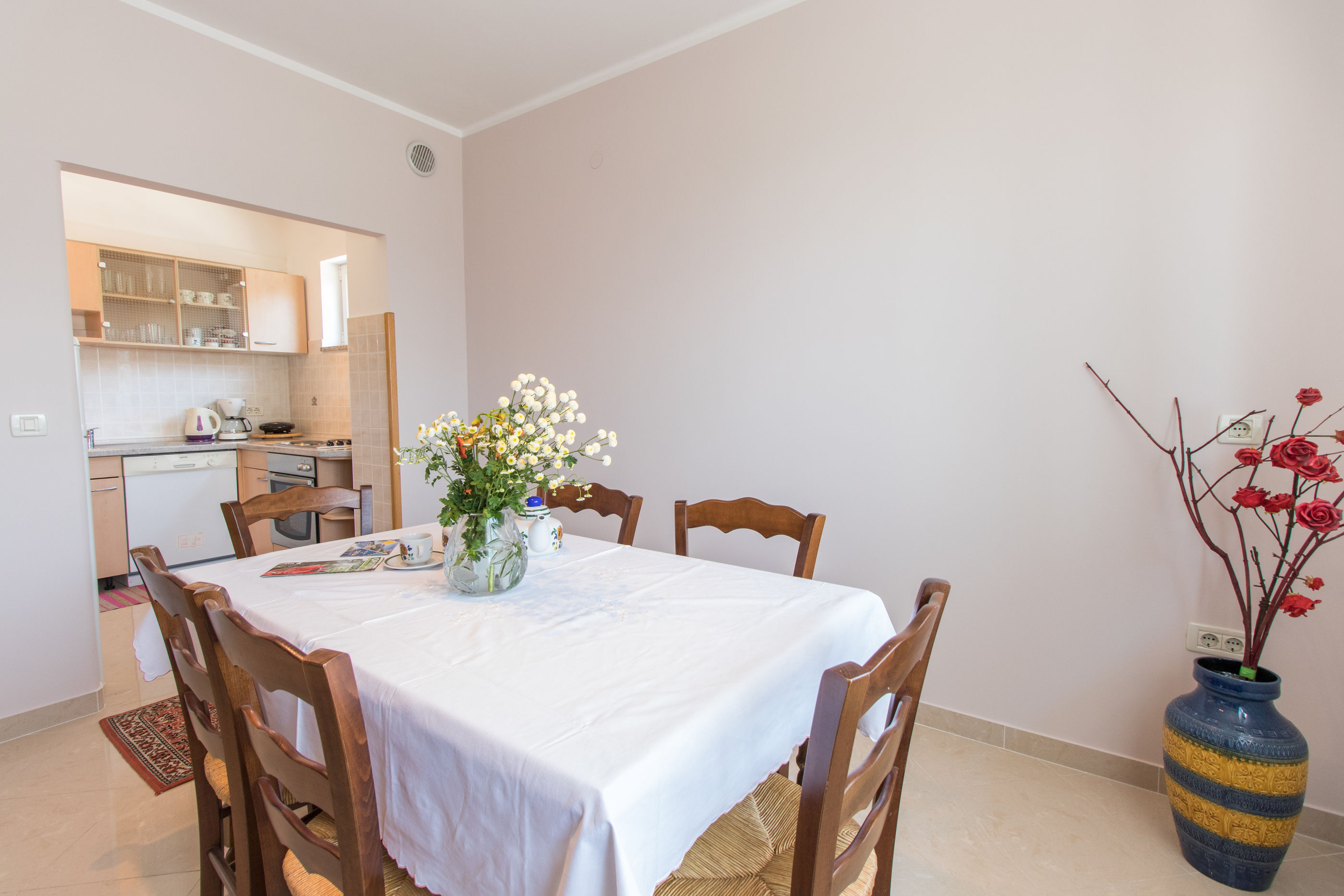 Apartments Vesna 67331-A1