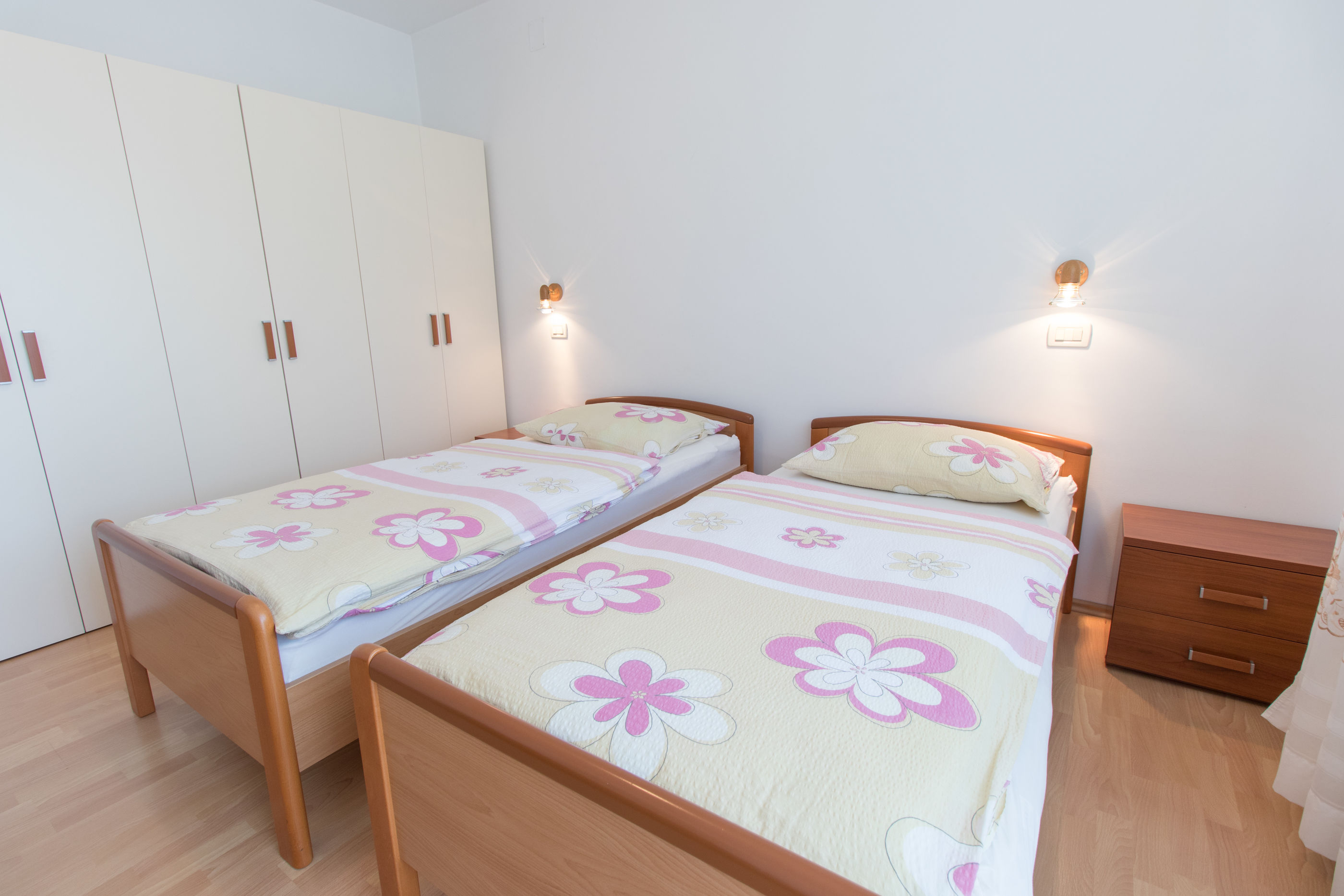 Apartments Vesna 67331-A1